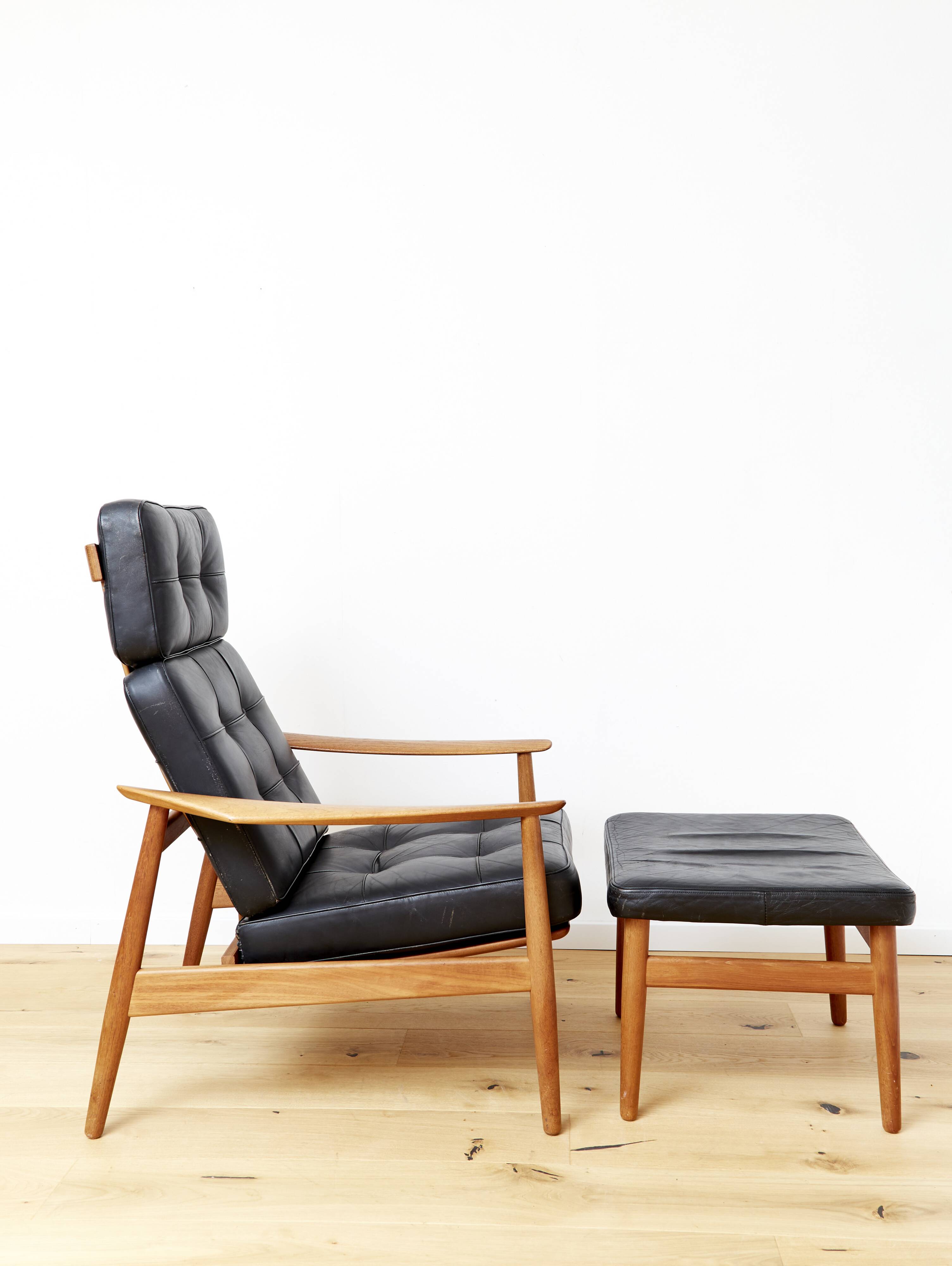 Arne Vodder Lounge Chair & Ottomane FD 164 for France & Søn