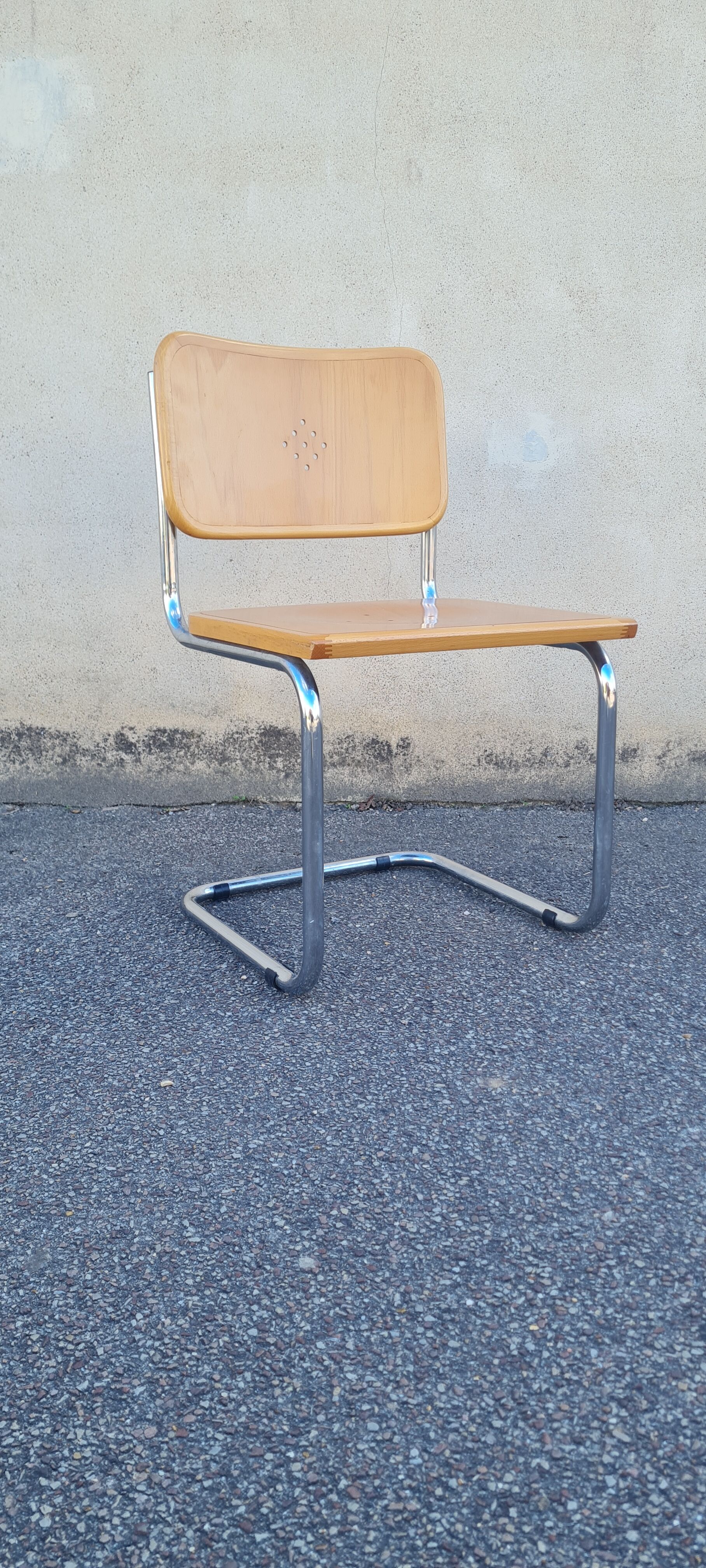 Cesca chair B32 by Marcel Breuer