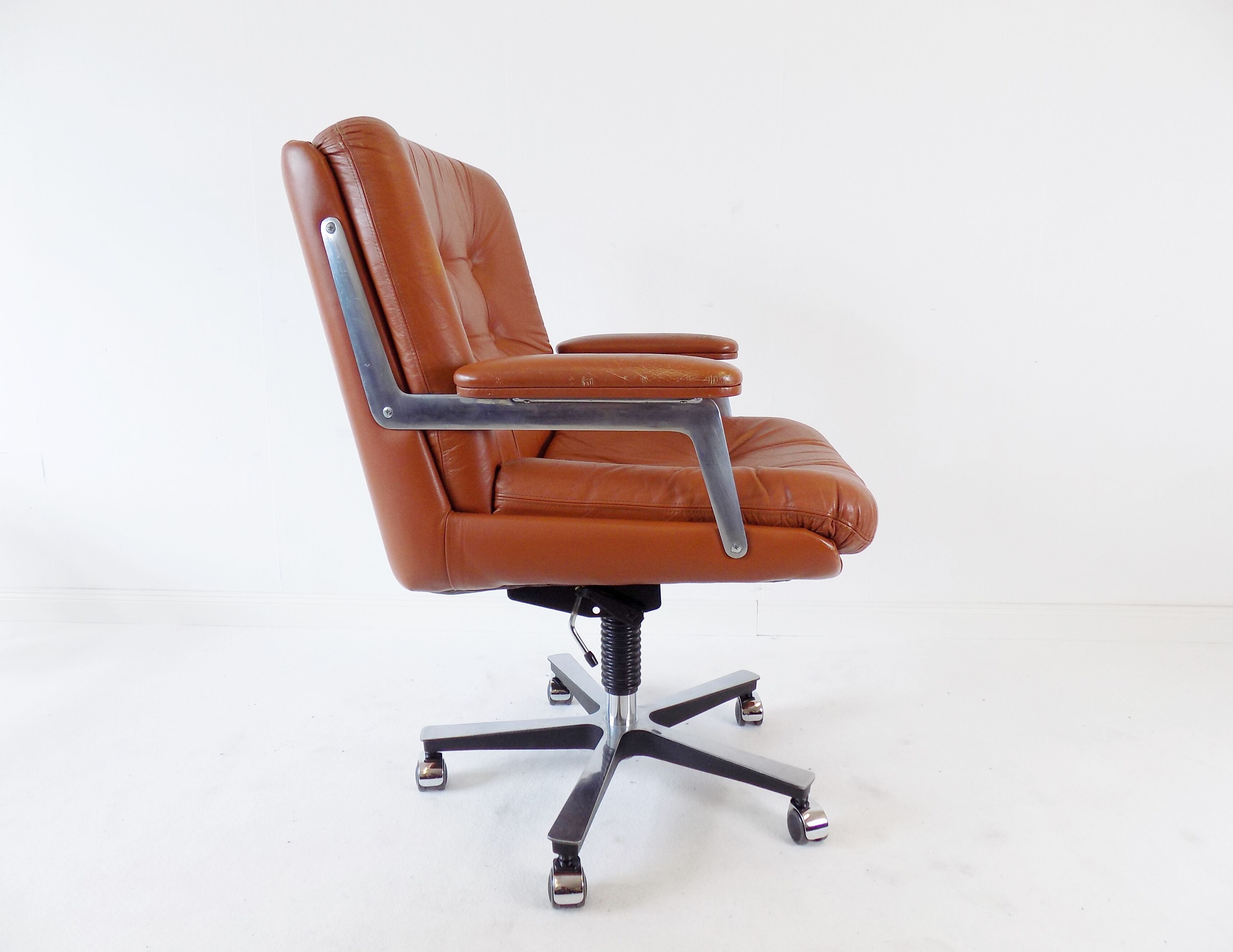 Ring Mekanikk leather office armchair 60's