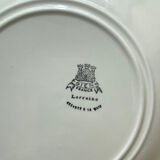 Old porcelain plates from Giens