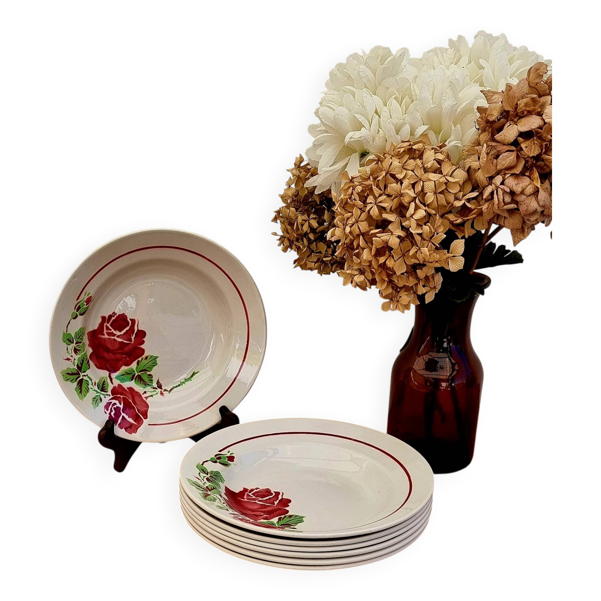 Set of 7 K&G Lunéville Yvonne model soup plates