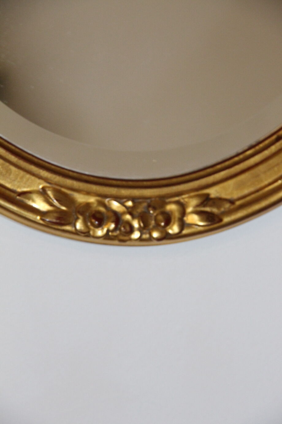 Miroir ovale biseauté 66x46cm