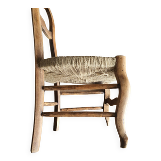 Chair prays to god