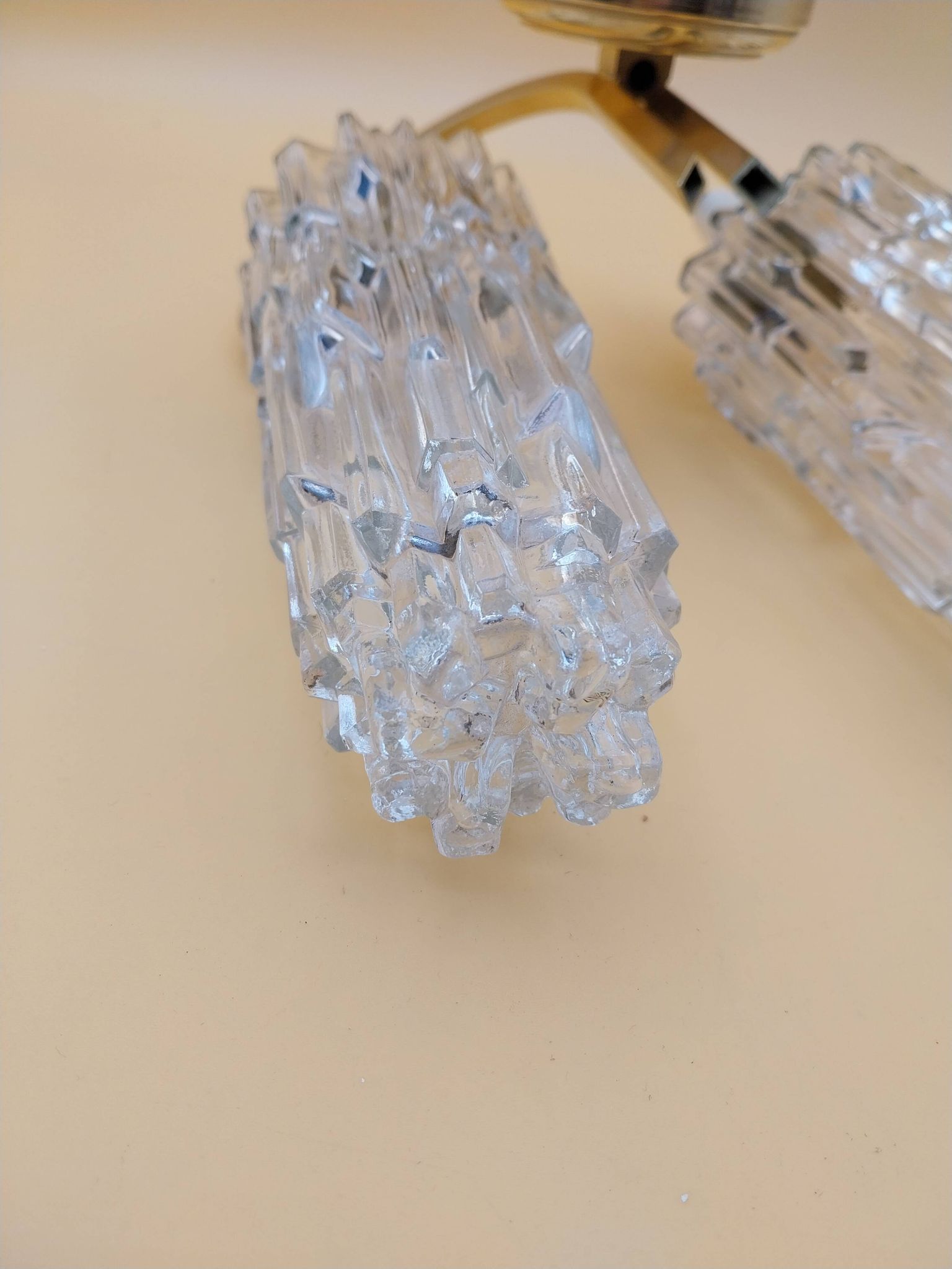 Double tulip wall light in Hoffmeister Iceberg Glass
