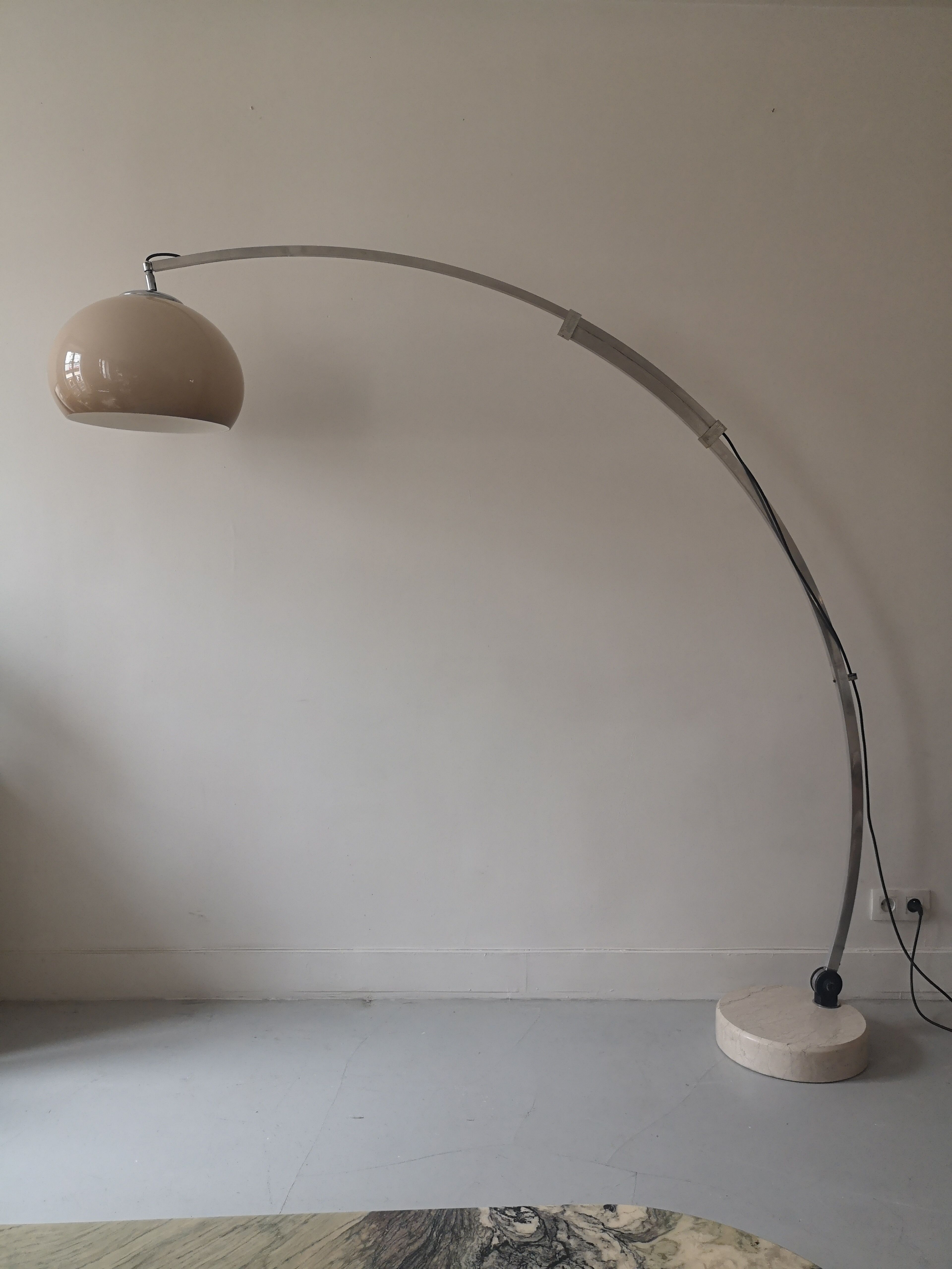 Adjustable arc floor lamp by harvey guzzini, 1970