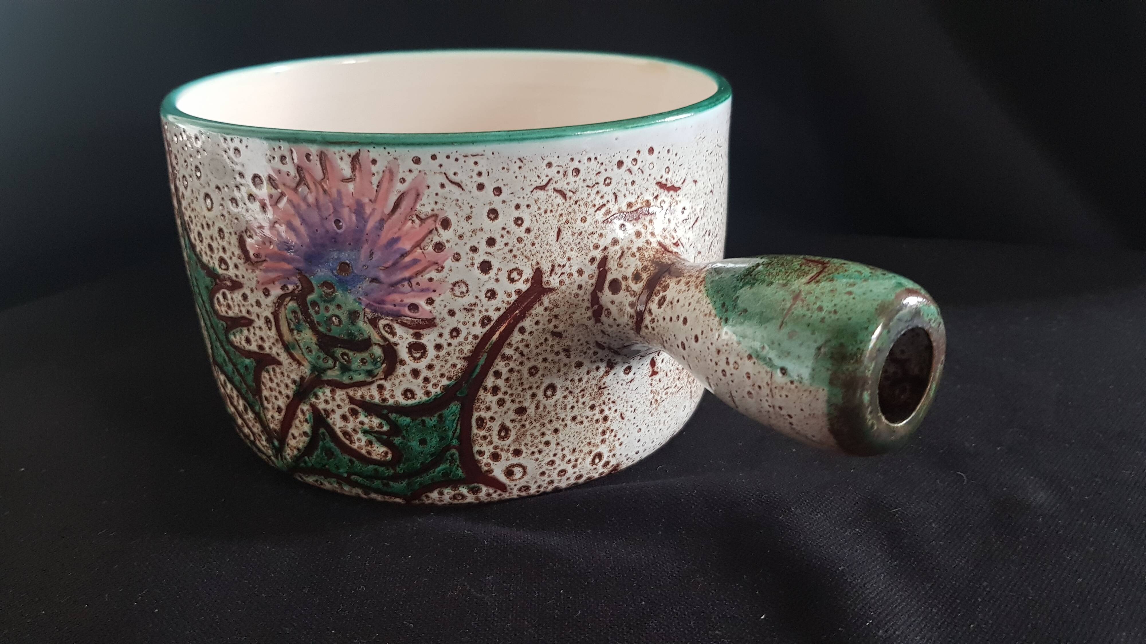 Vallauris frying pan with "Aux Chardons" motif, by Etienne Daniel