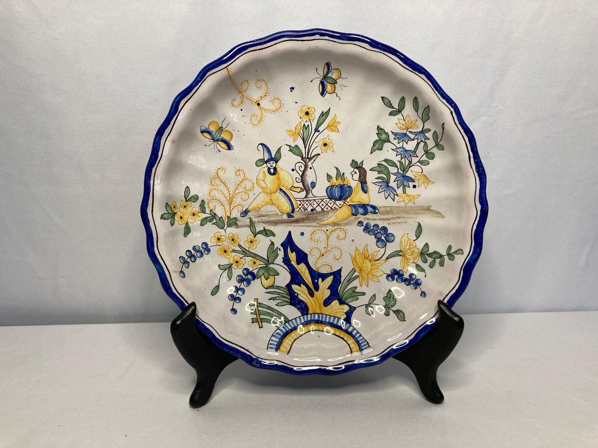 Montagnon, old earthenware plate, Nevers, 19th century