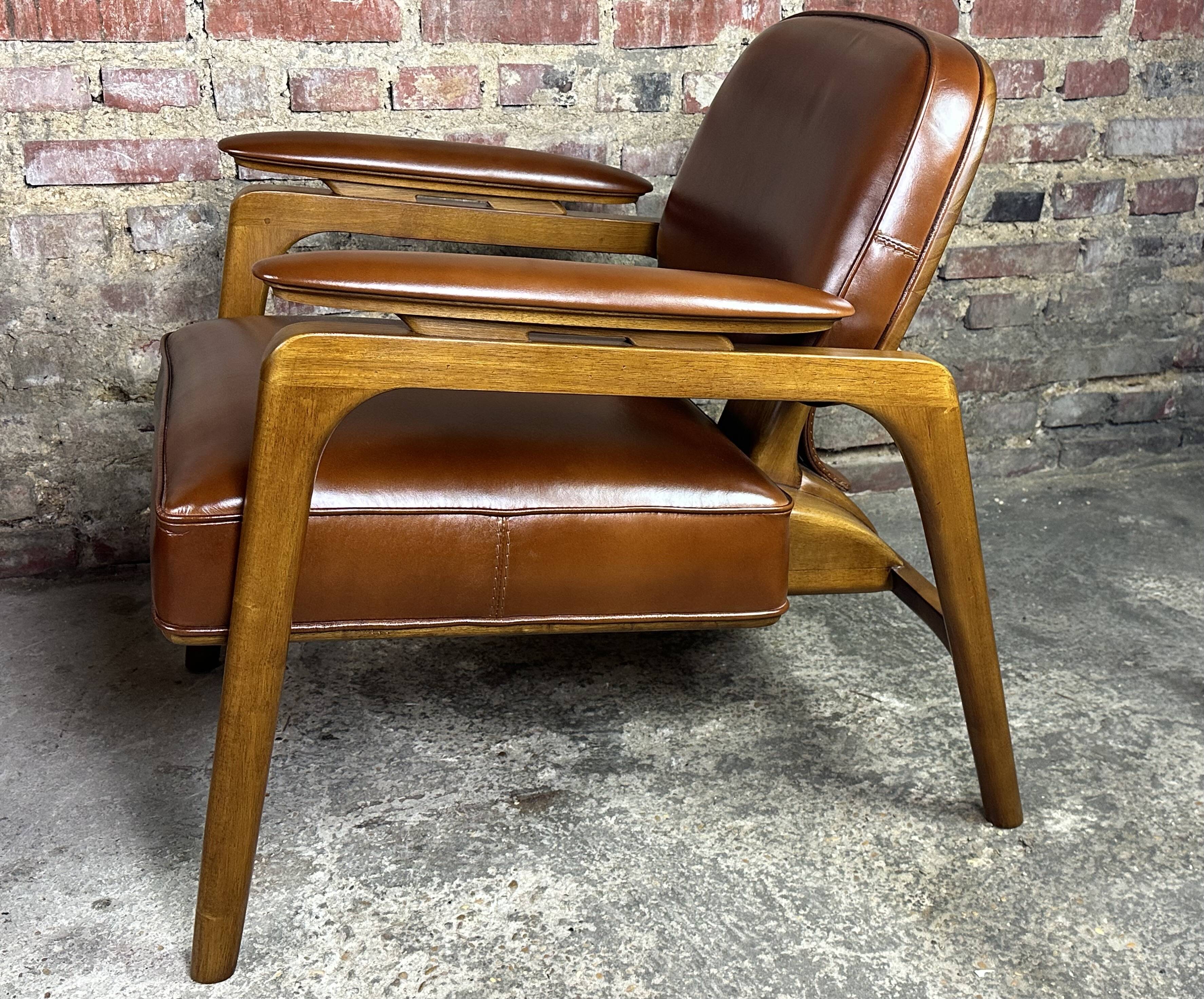 Scandinavian style armchairs (pair) in rubberwood and leather