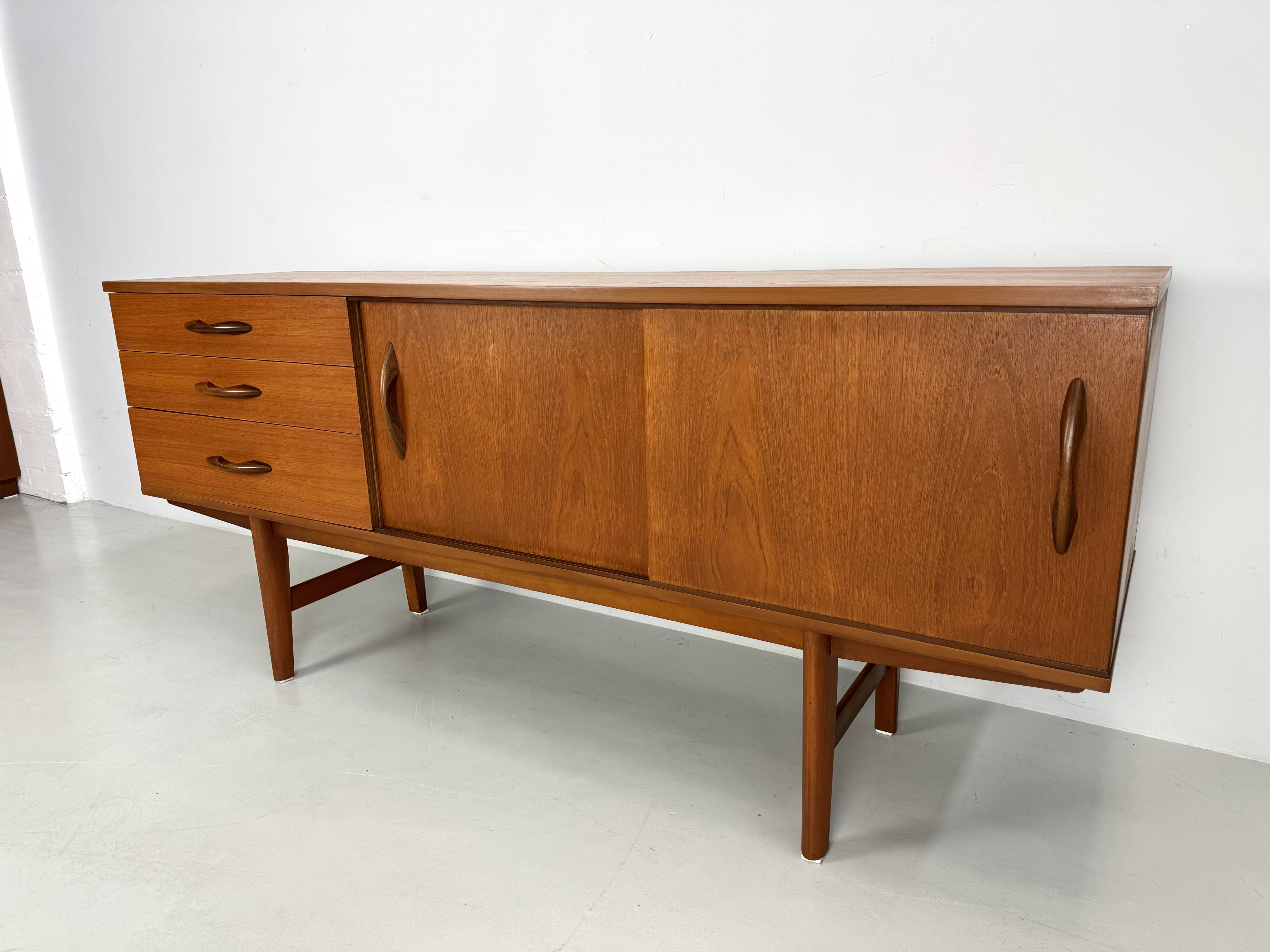 Vintage sideboard from Avalon from the 1960s