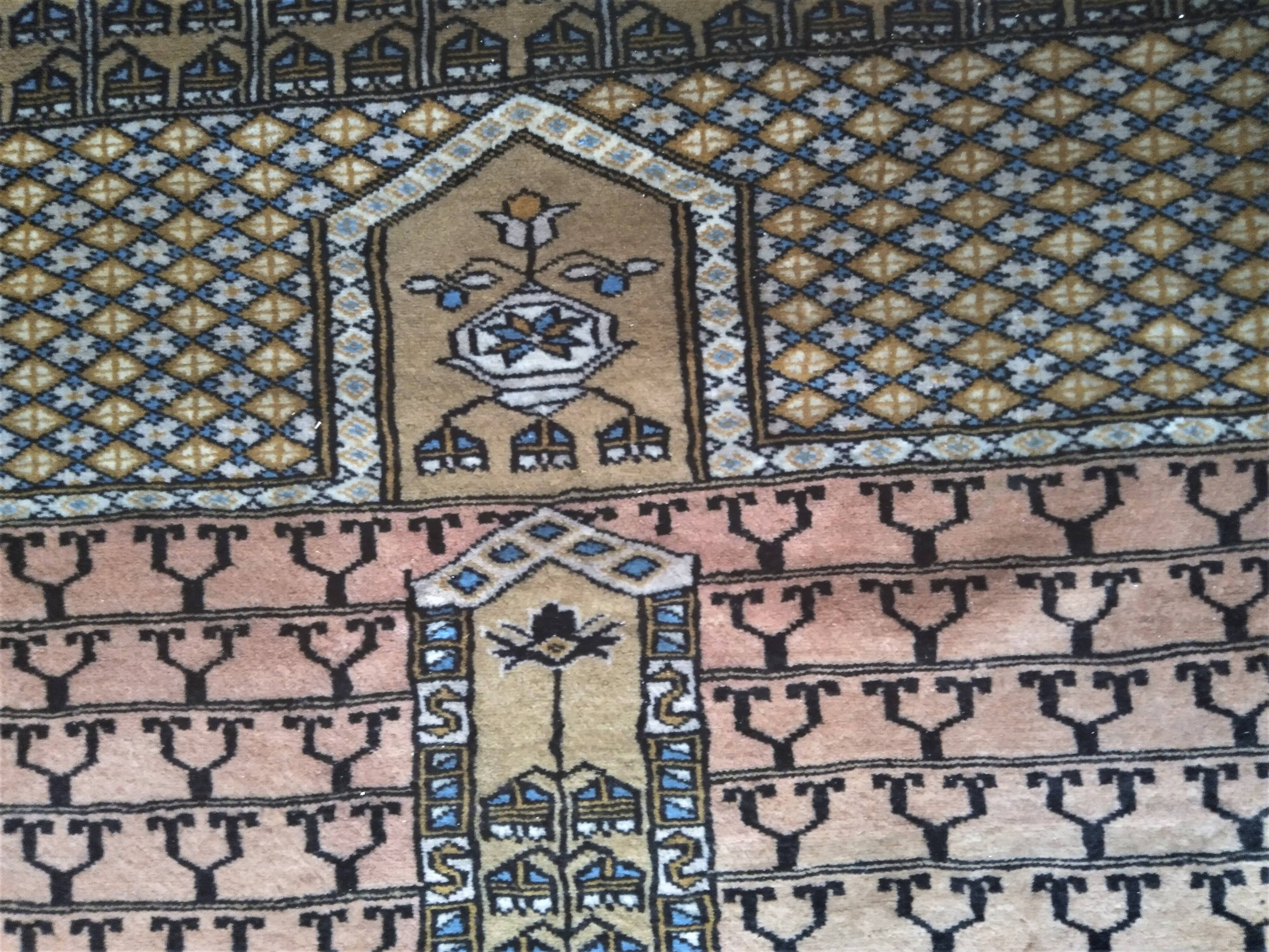 Tapis pur laine tissé main 171x126cm