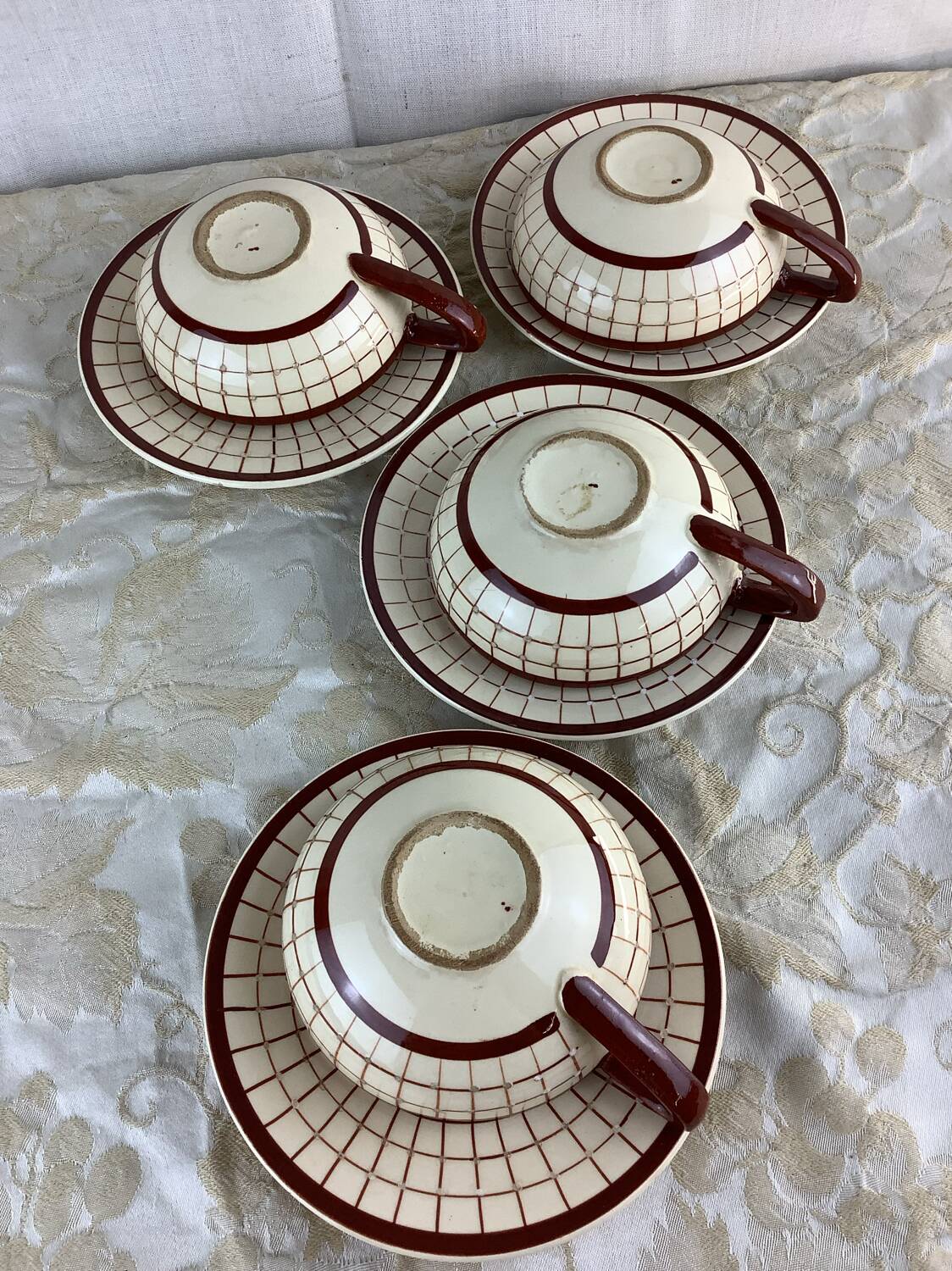 Longchamp Antique Cups & Saucers