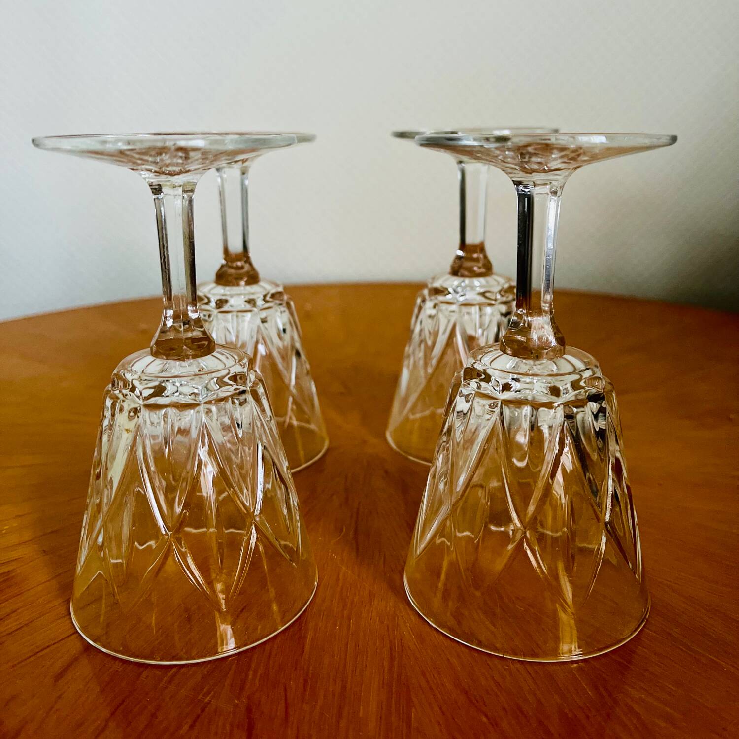 Lot de 4 verres Arlequin en verre de cristal de Reims 1950