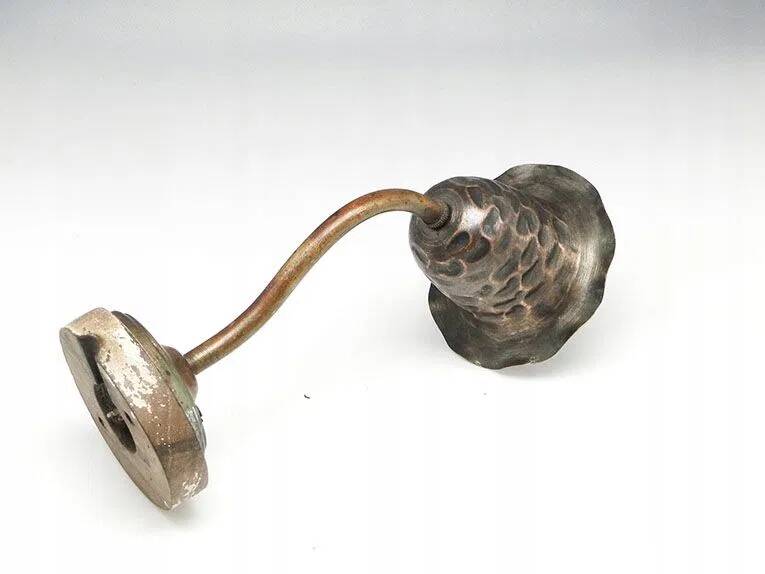 COI sconce in Art Nouveau style - bell