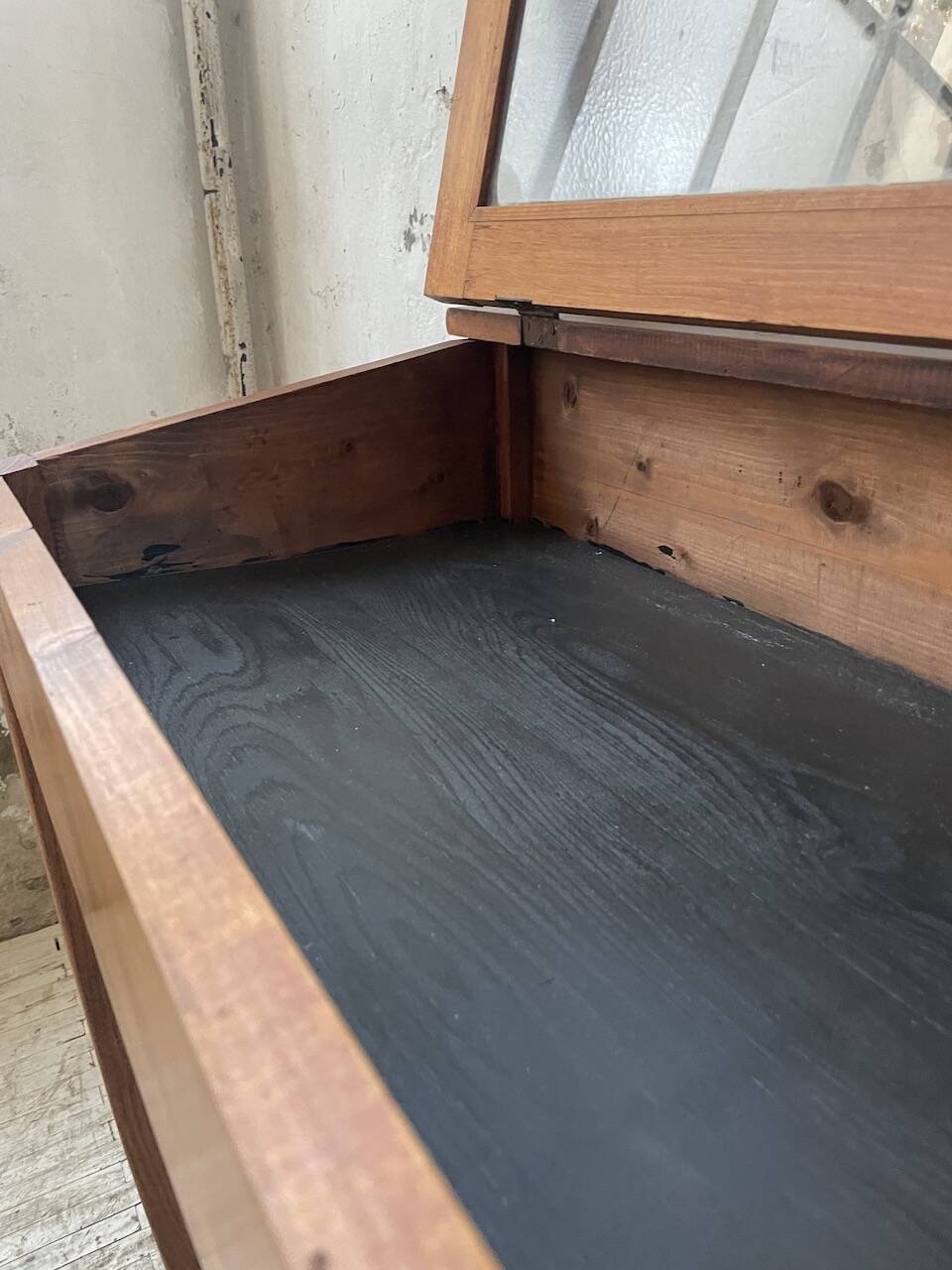 50s display cabinet side table