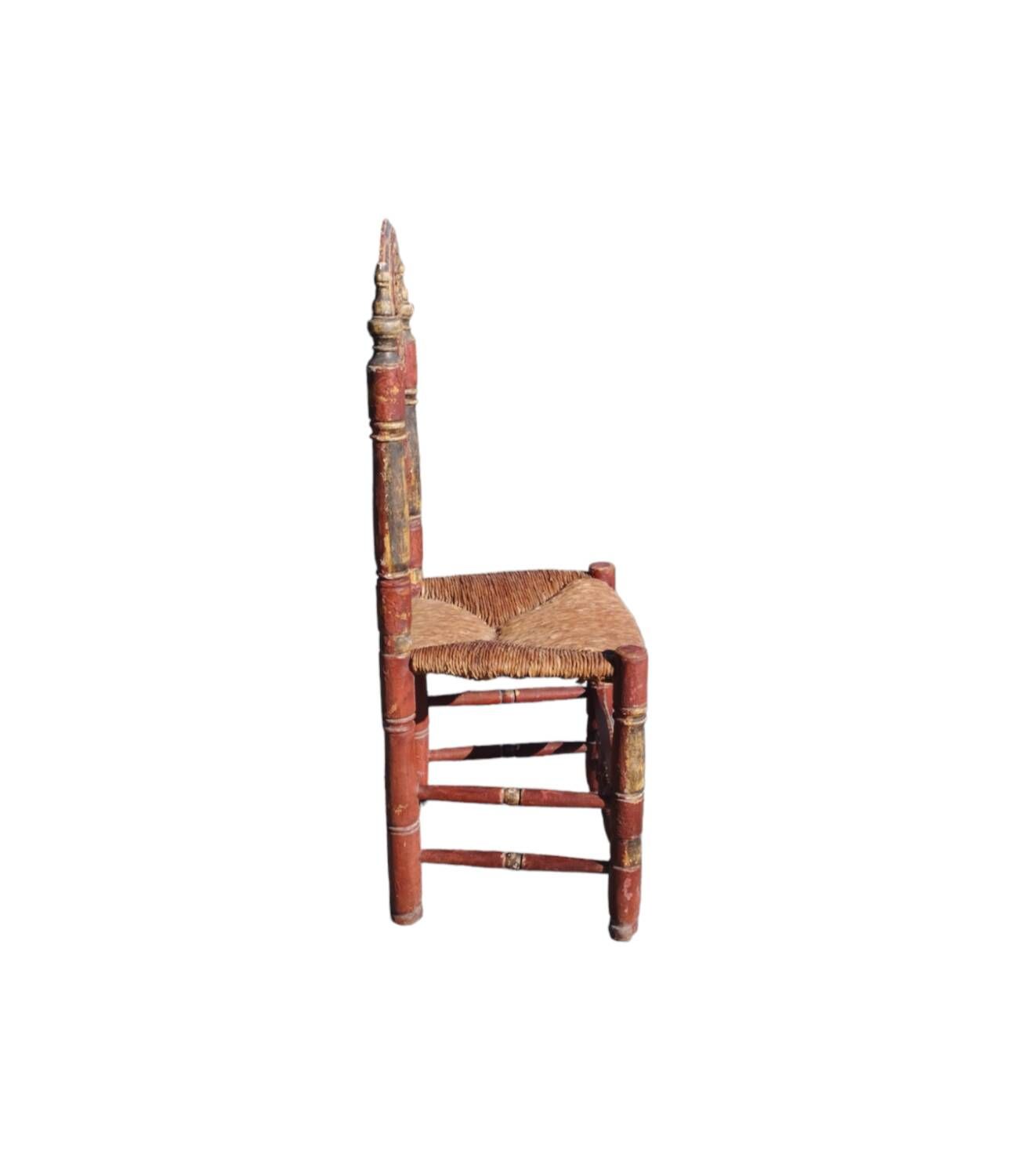 Polychrome throne