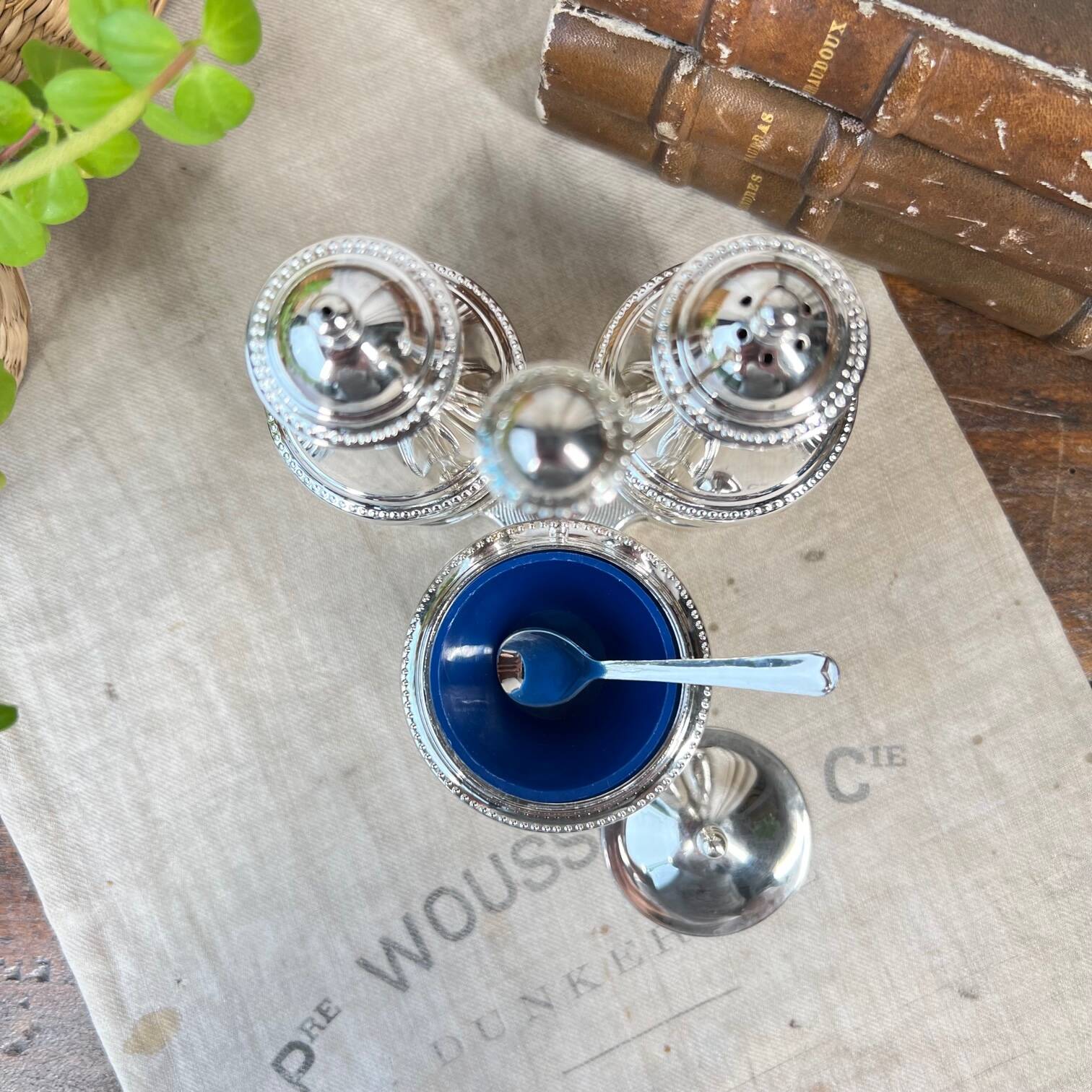 3-piece English table server