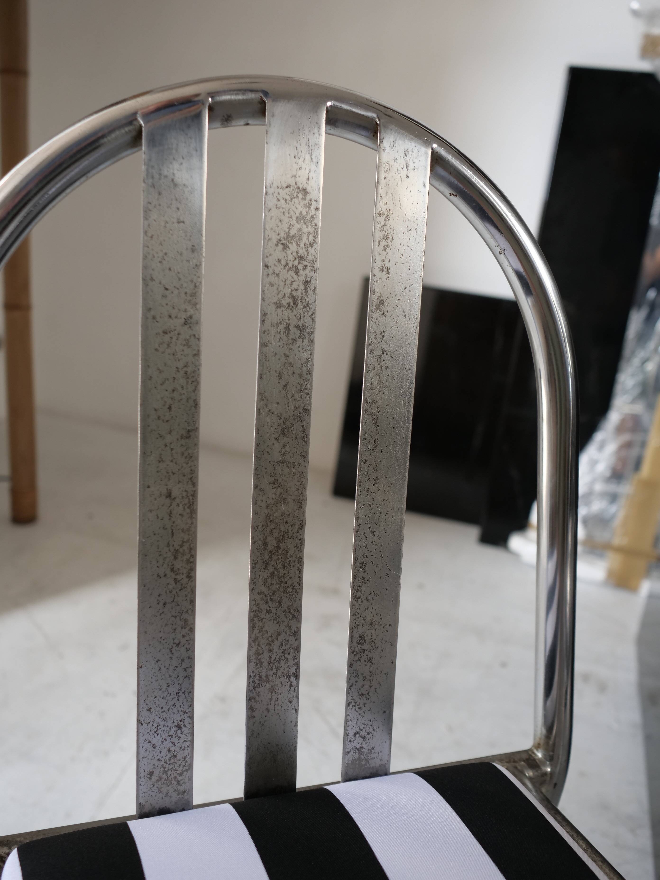 3 chaises Robert Mallet-Stevens No.222 Pallucco Italia