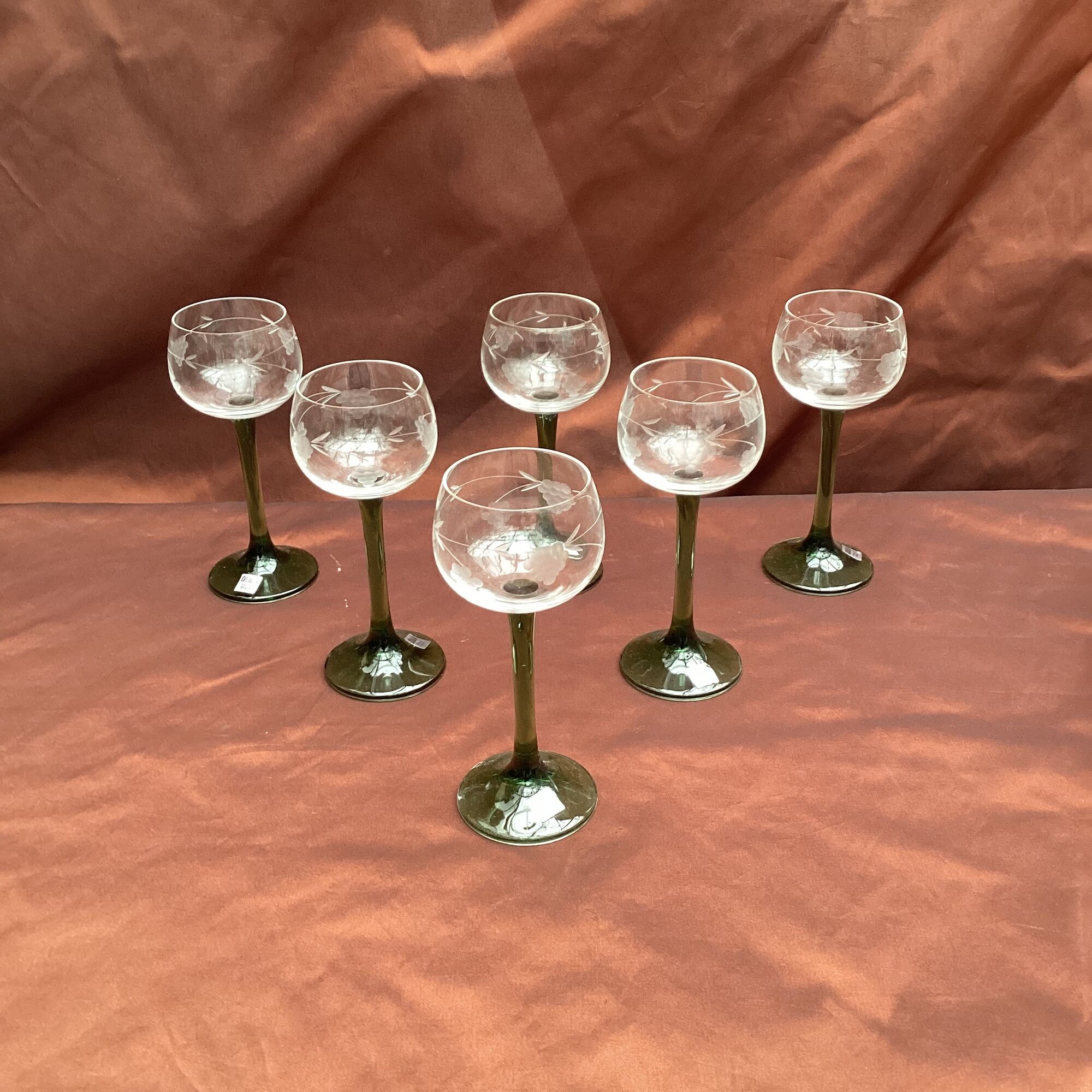 Set of six Riesling wine glasses from the 1970s, dimensions: H-17 cm-D-6.5 cm-