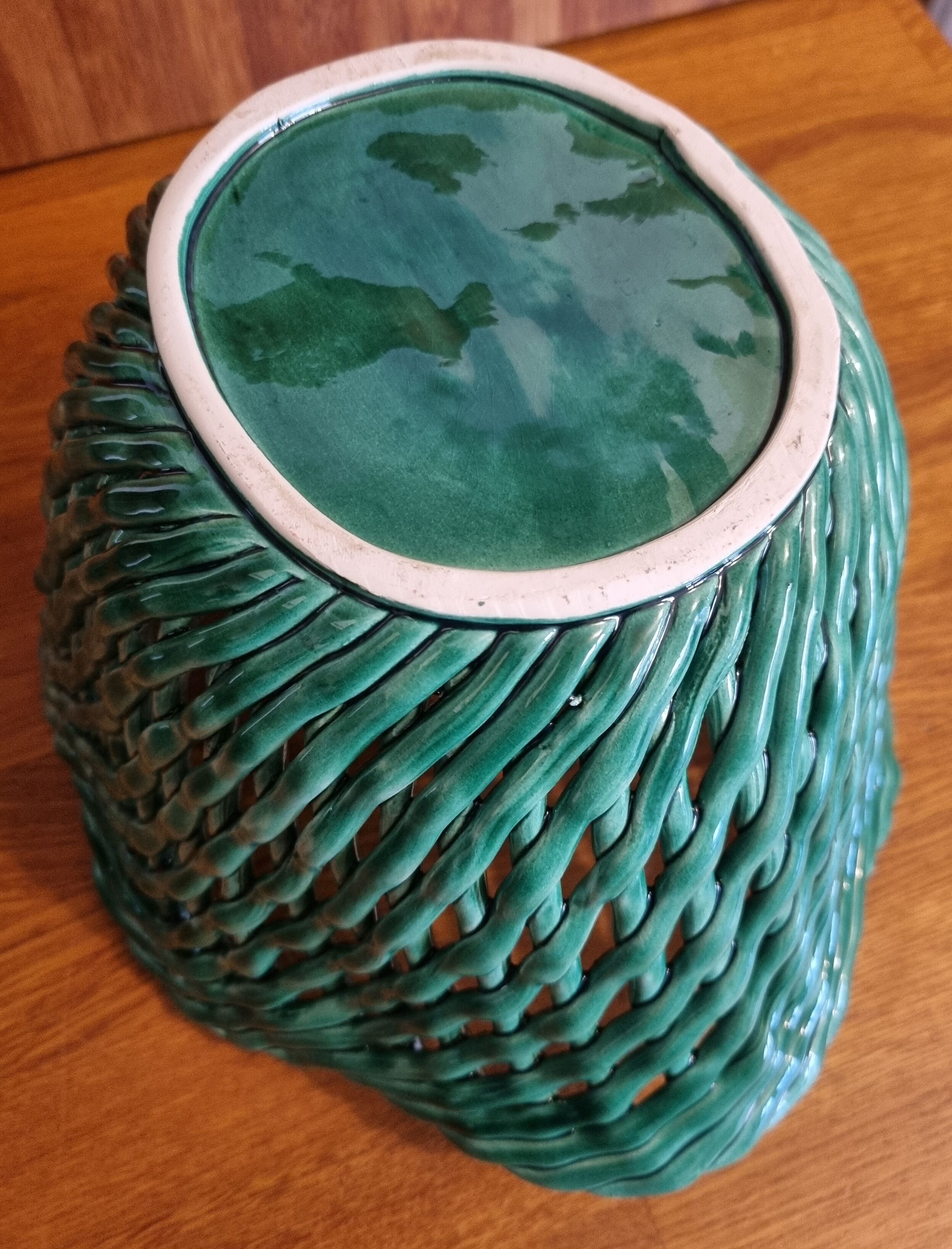 Vintage pot cover in woven slip green basket
