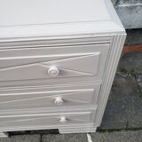 Commode vintage table à langer blanc poudré