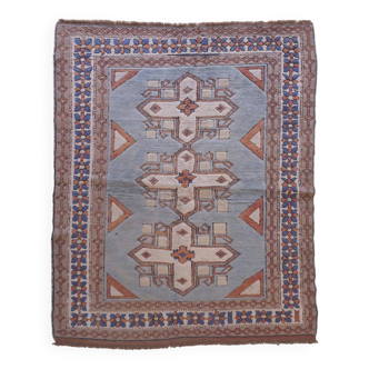 Vintage floral pattern rug - 177 x 124 cm