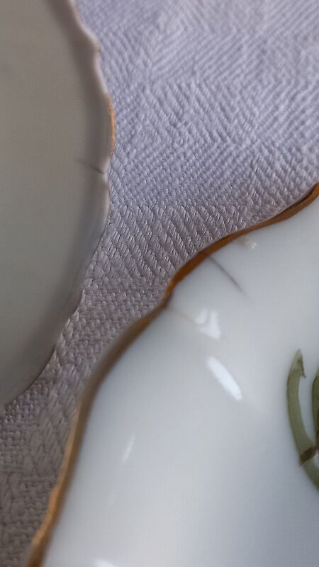 Lot consisting of 2 cups and old saucers in fine porcelain