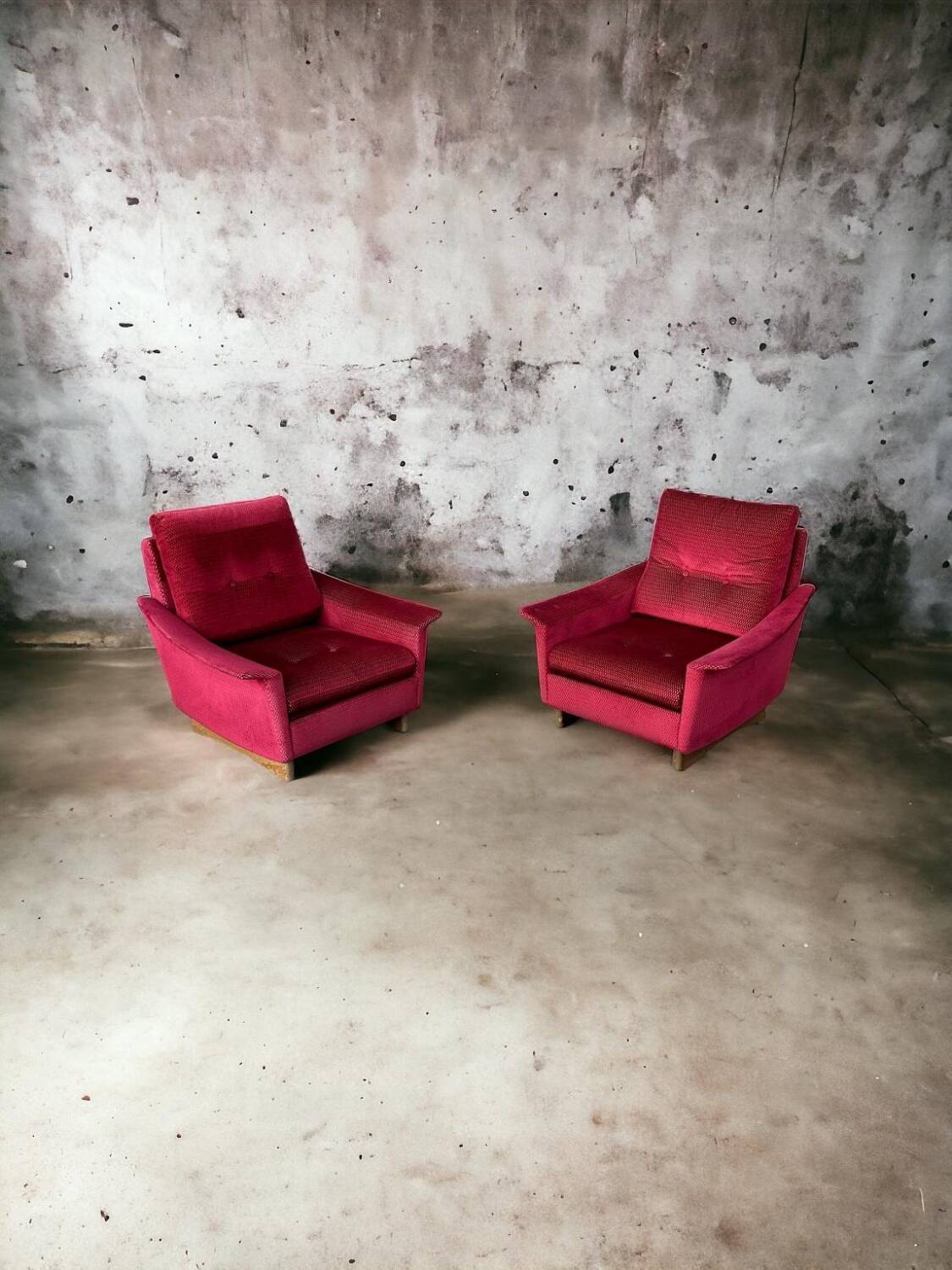 Pair of vintage comfortable armchairs in fabrics probably italian from the 1950s-60s