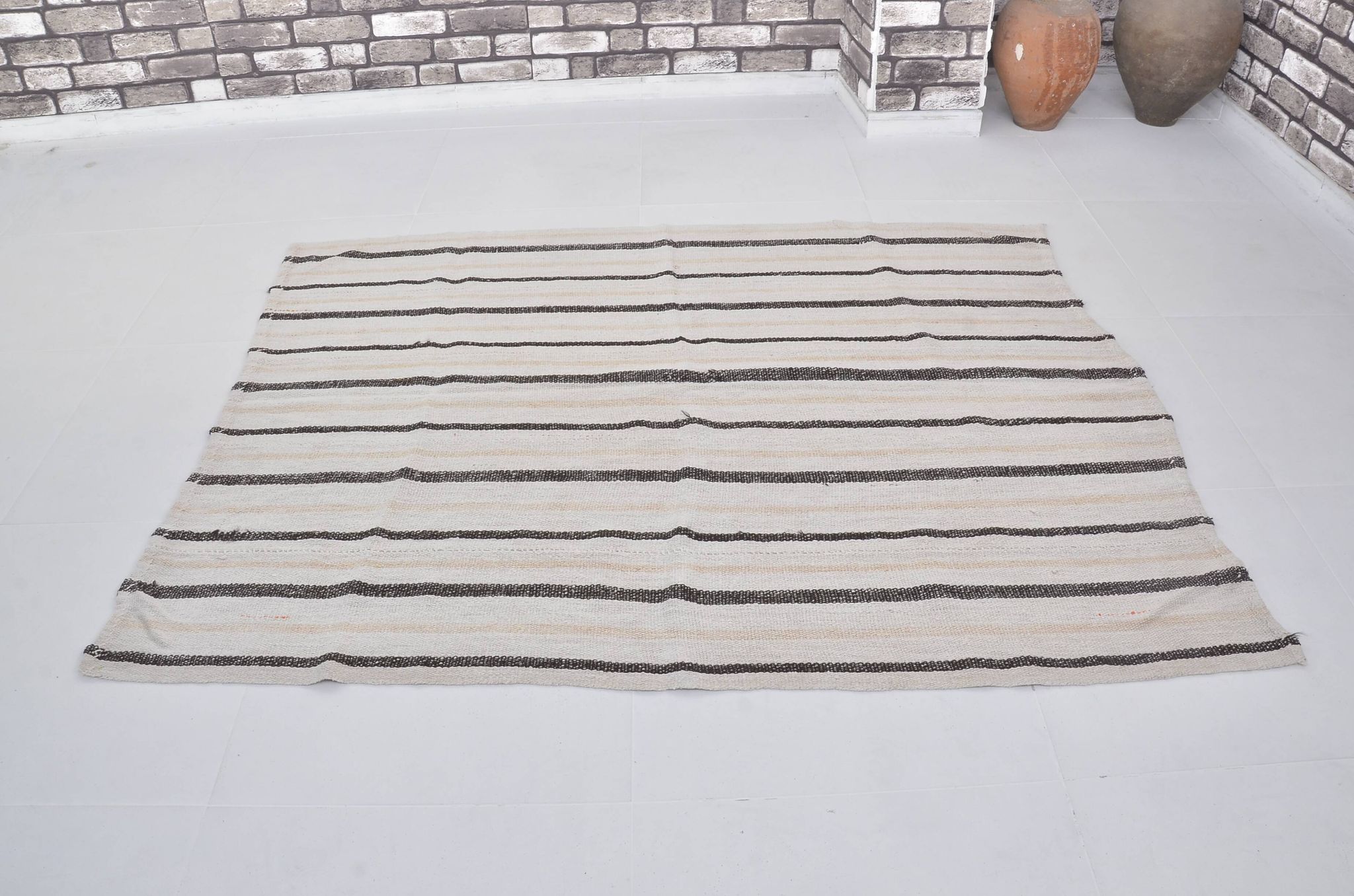 Kilim en chanvre anatolien vintage, référence 3692