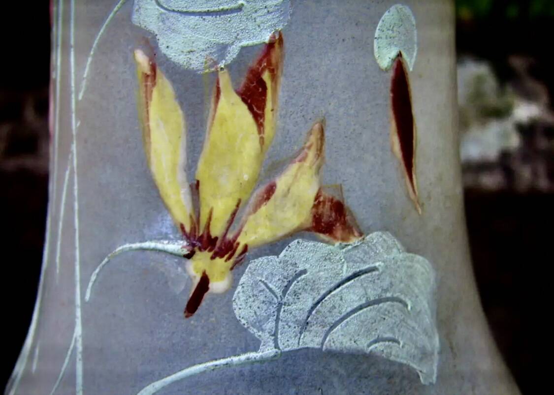 Magnificent Legras Art Nouveau vase from 1900 in frosted enamelled glass.