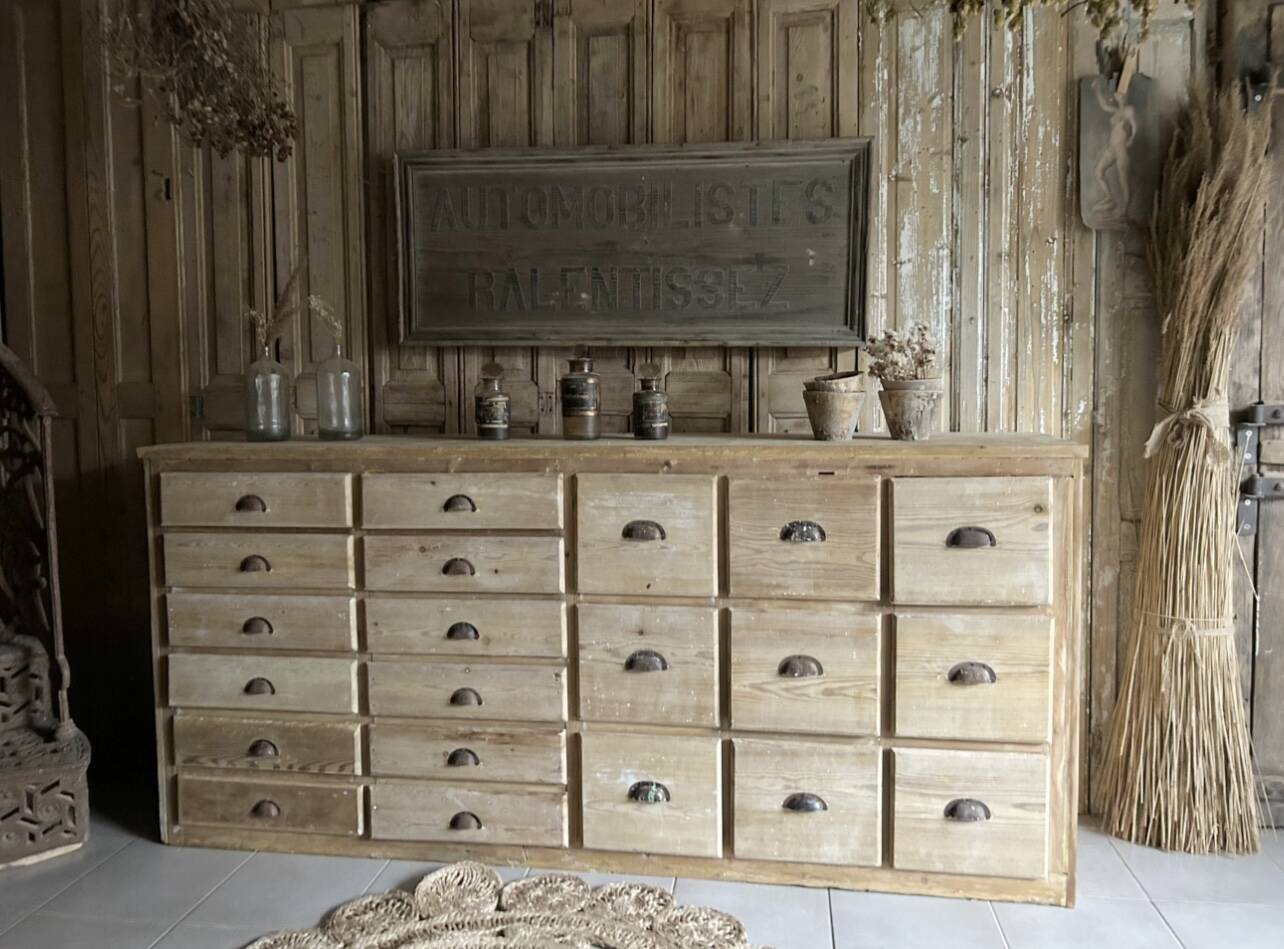 Antique workshop drawer unit from the early 20th century.