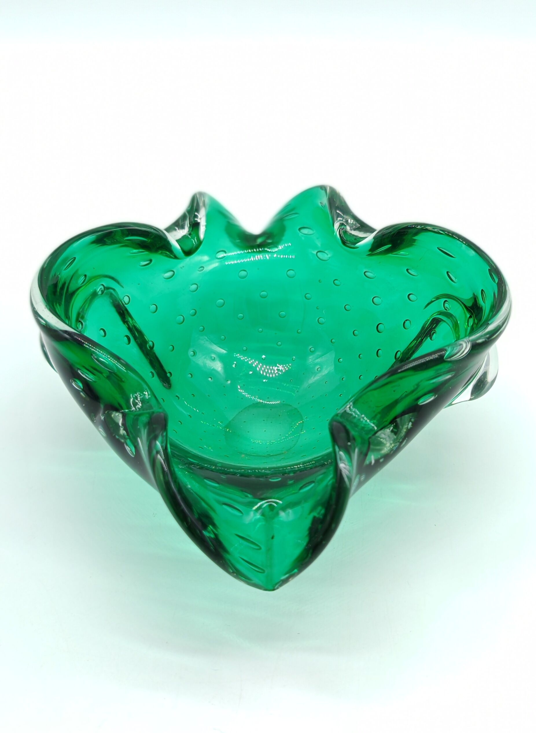 Large ashtray or empty glass pocket Murano bullicante green emeralds from the 60s