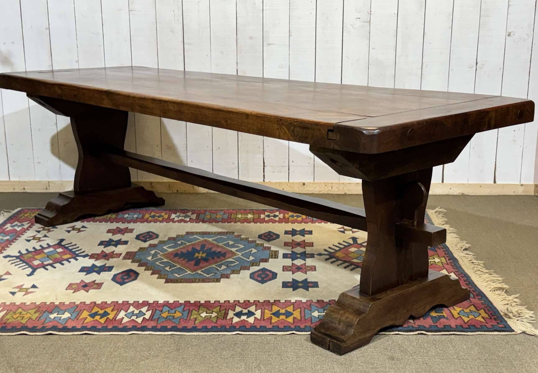 Monastery table in oak from the early 20th century.