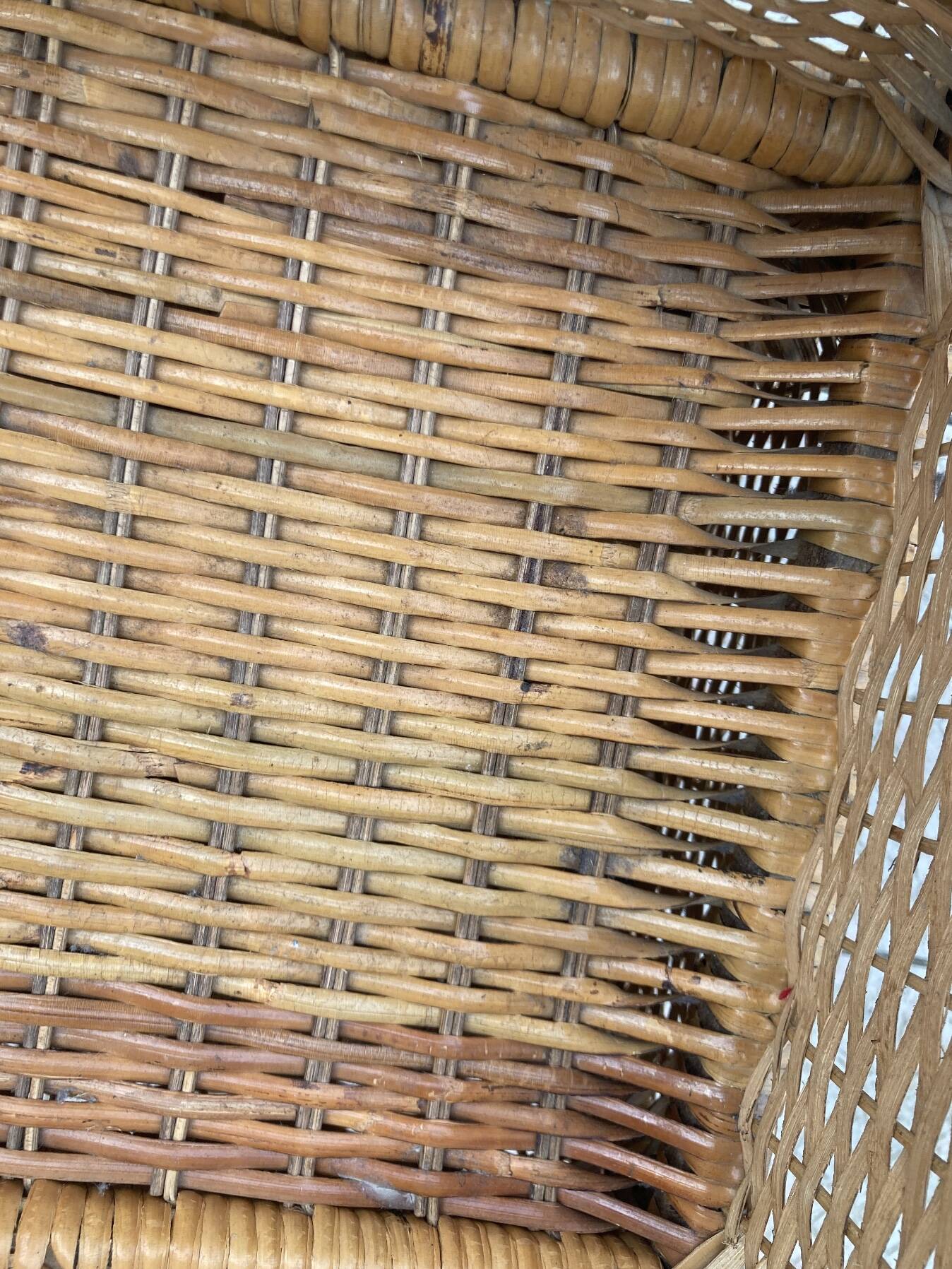 Vintage rattan chiffonier