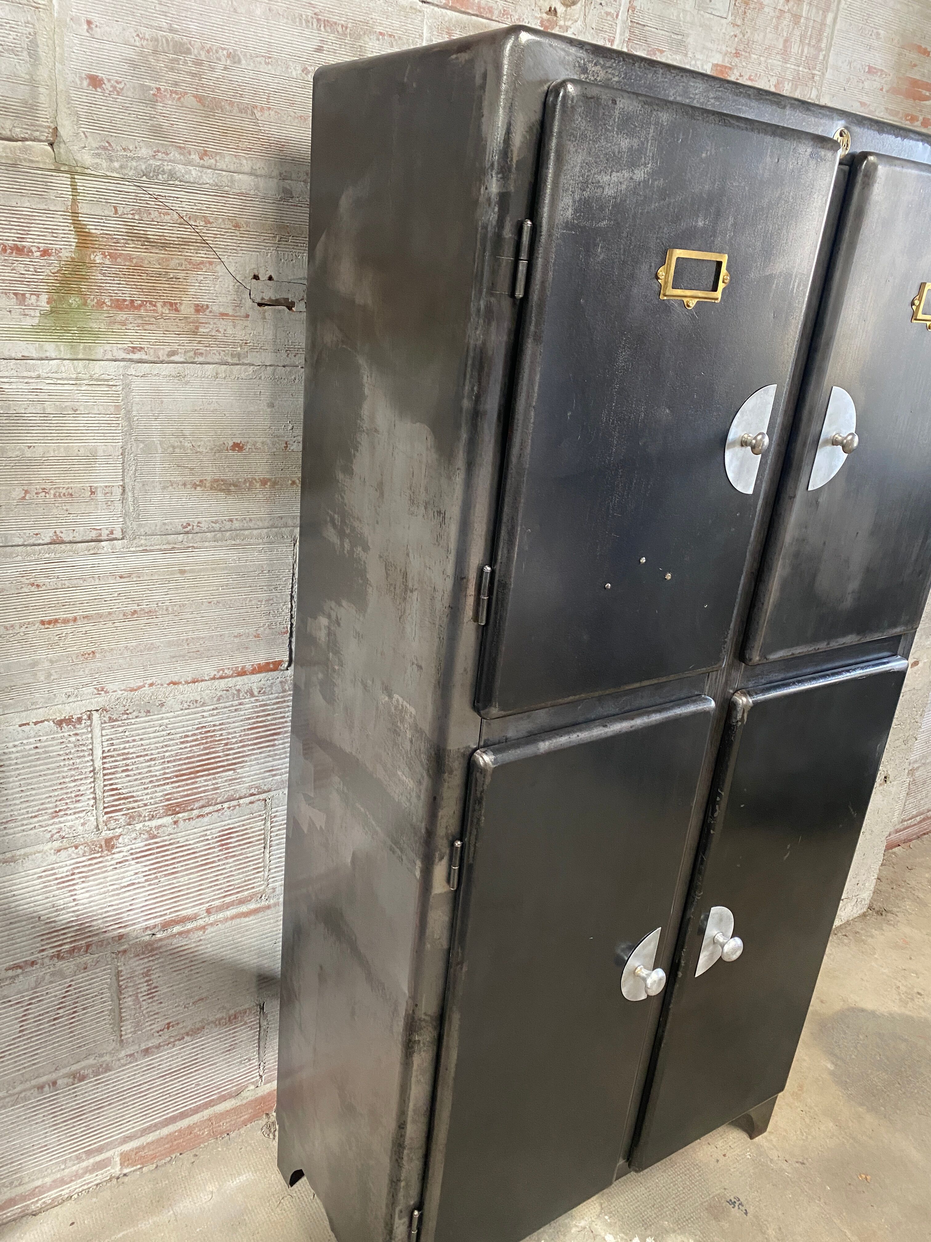 Sheet metal kitchen buffet