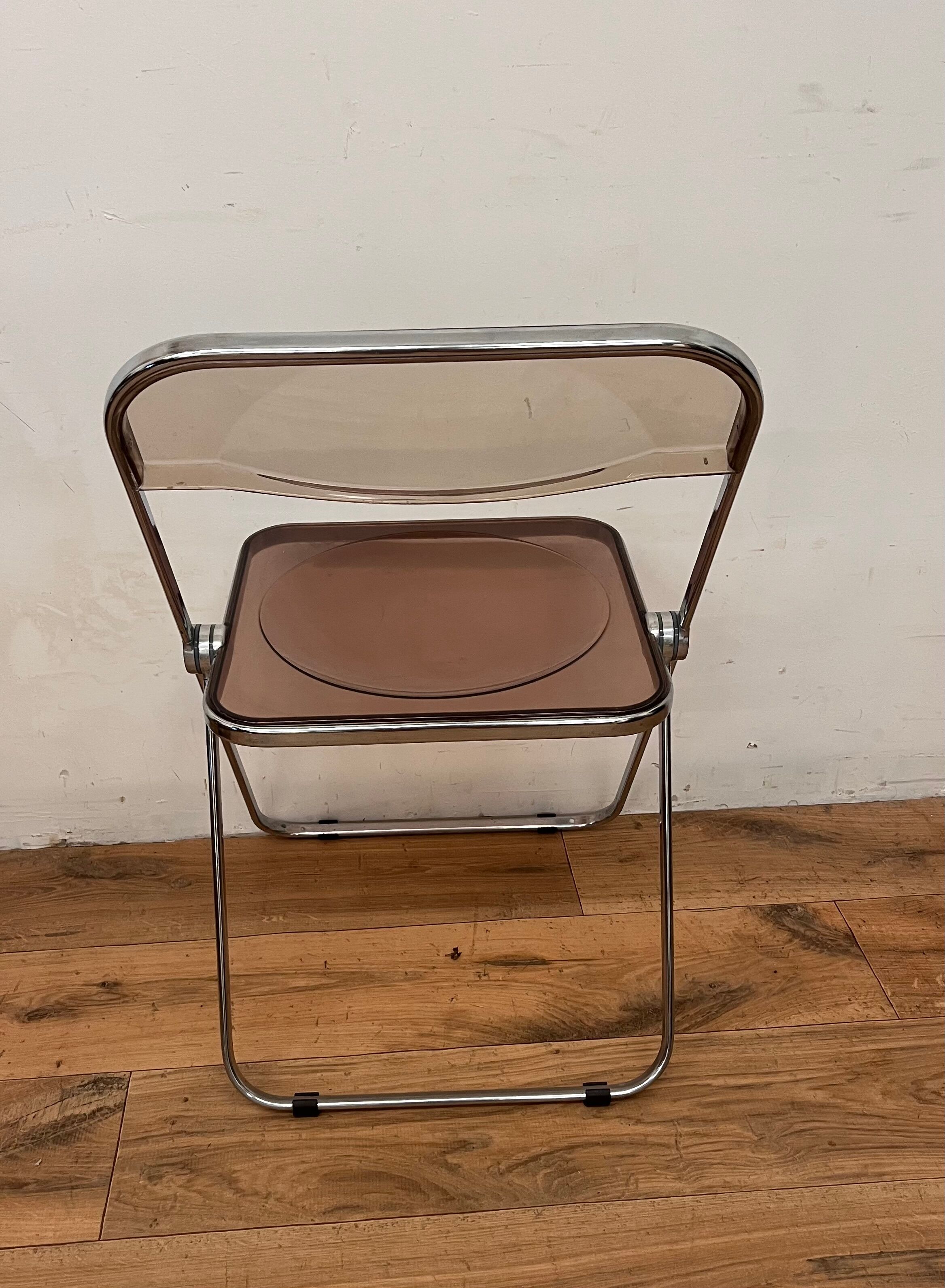 Chair "Plia" by Giancarlo Piretti for Castelli plexi