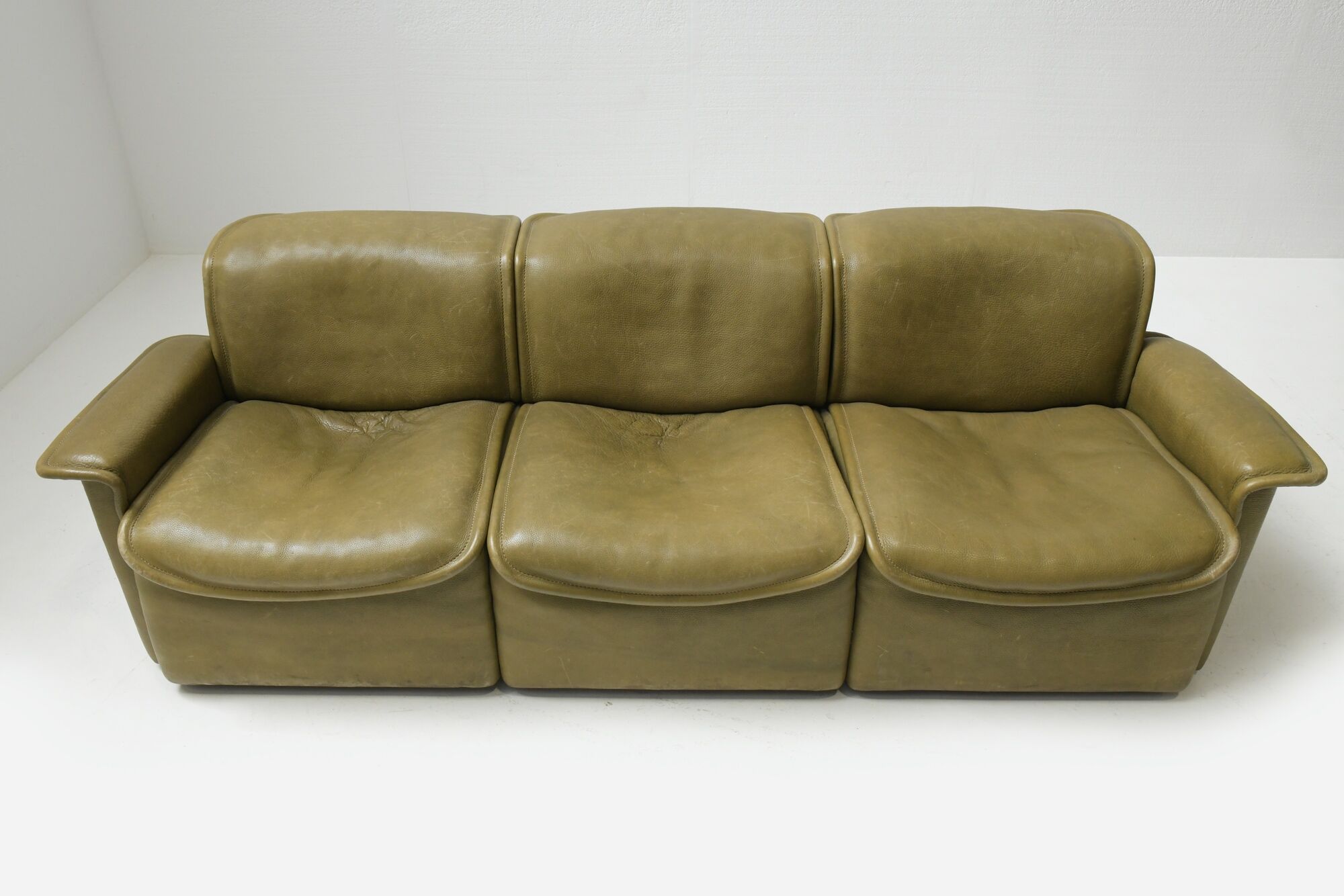 DS-12 modular vintage set in green leather by Team de Sede for De Sede Swiss