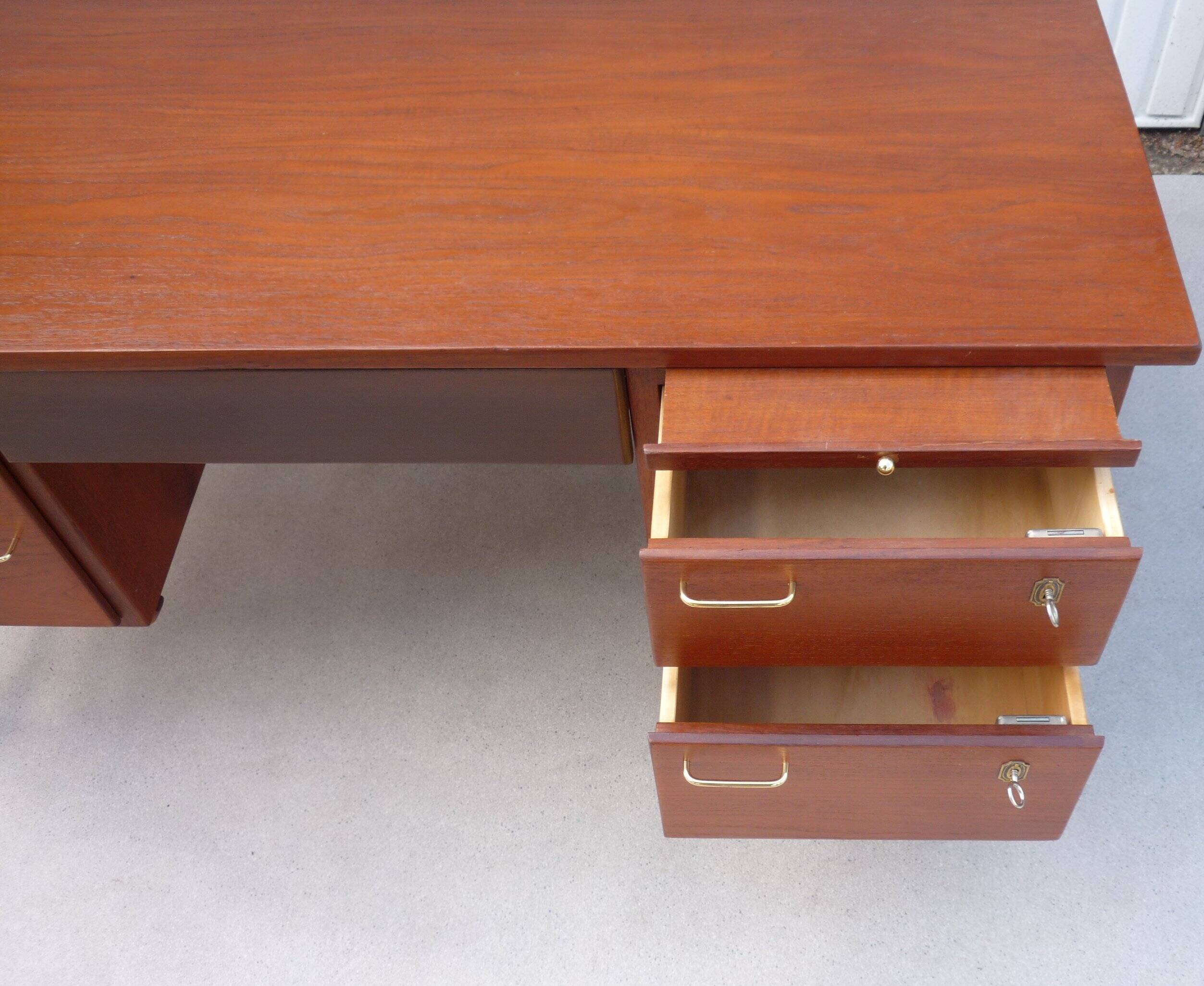 Bureau teck vintage