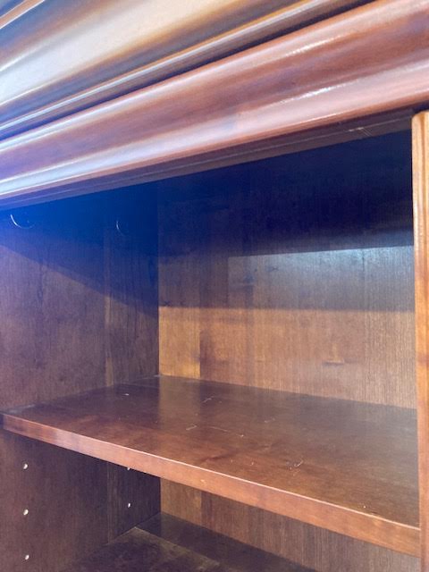 Bookcase with 2 glass doors