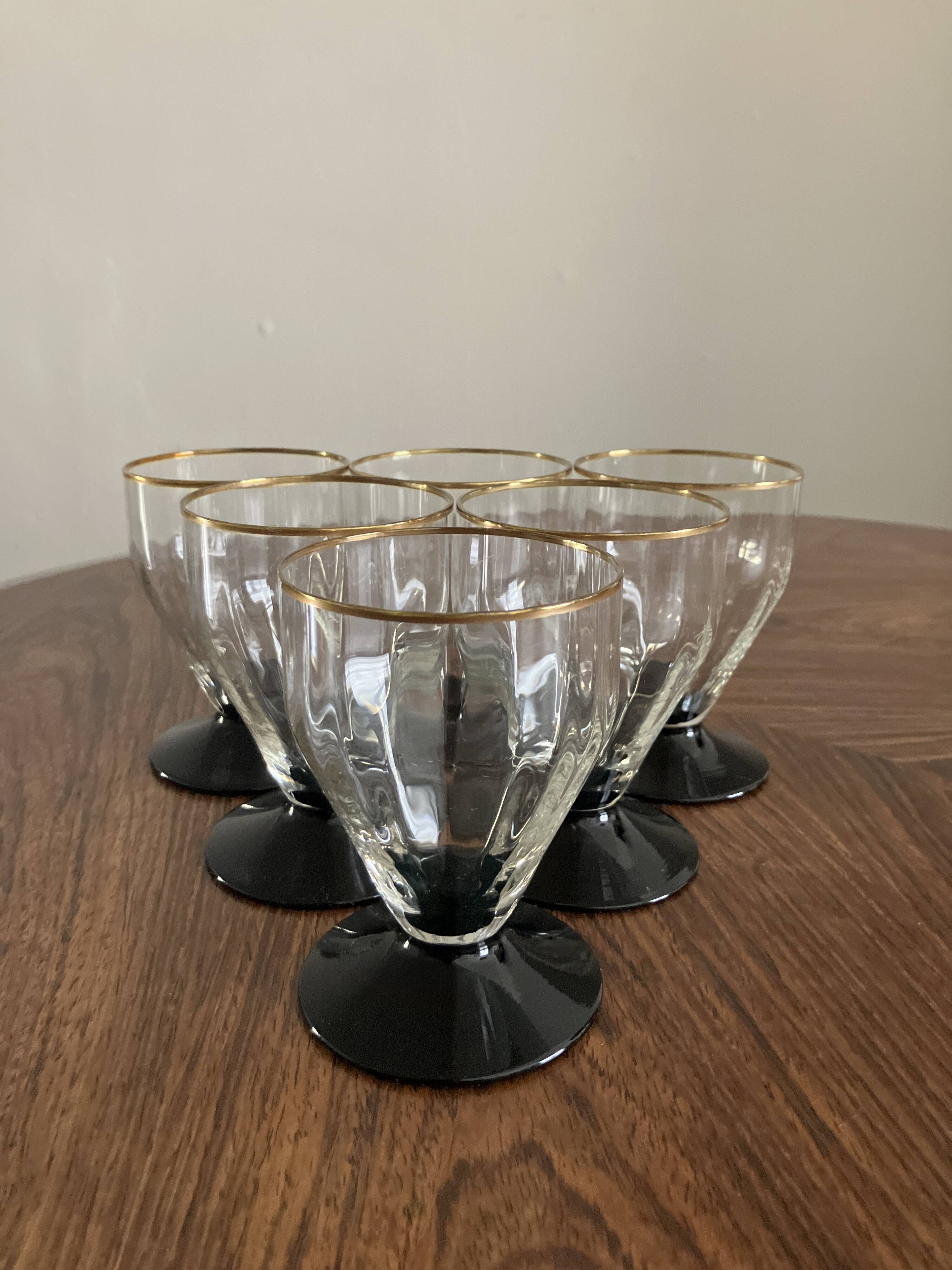 Suite de 6 verres Art Déco, années 30
