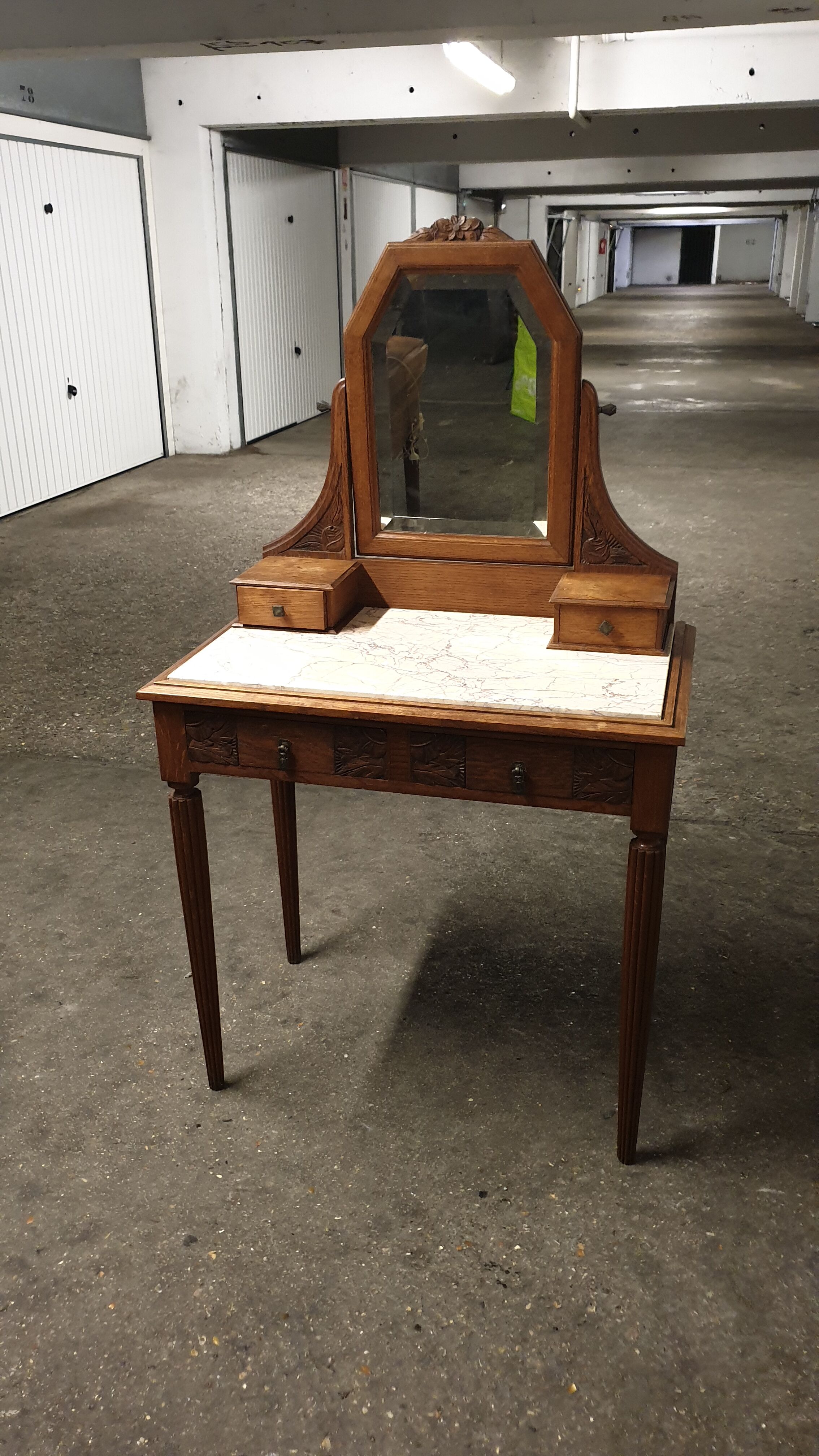 Period art nouveau hairdresser