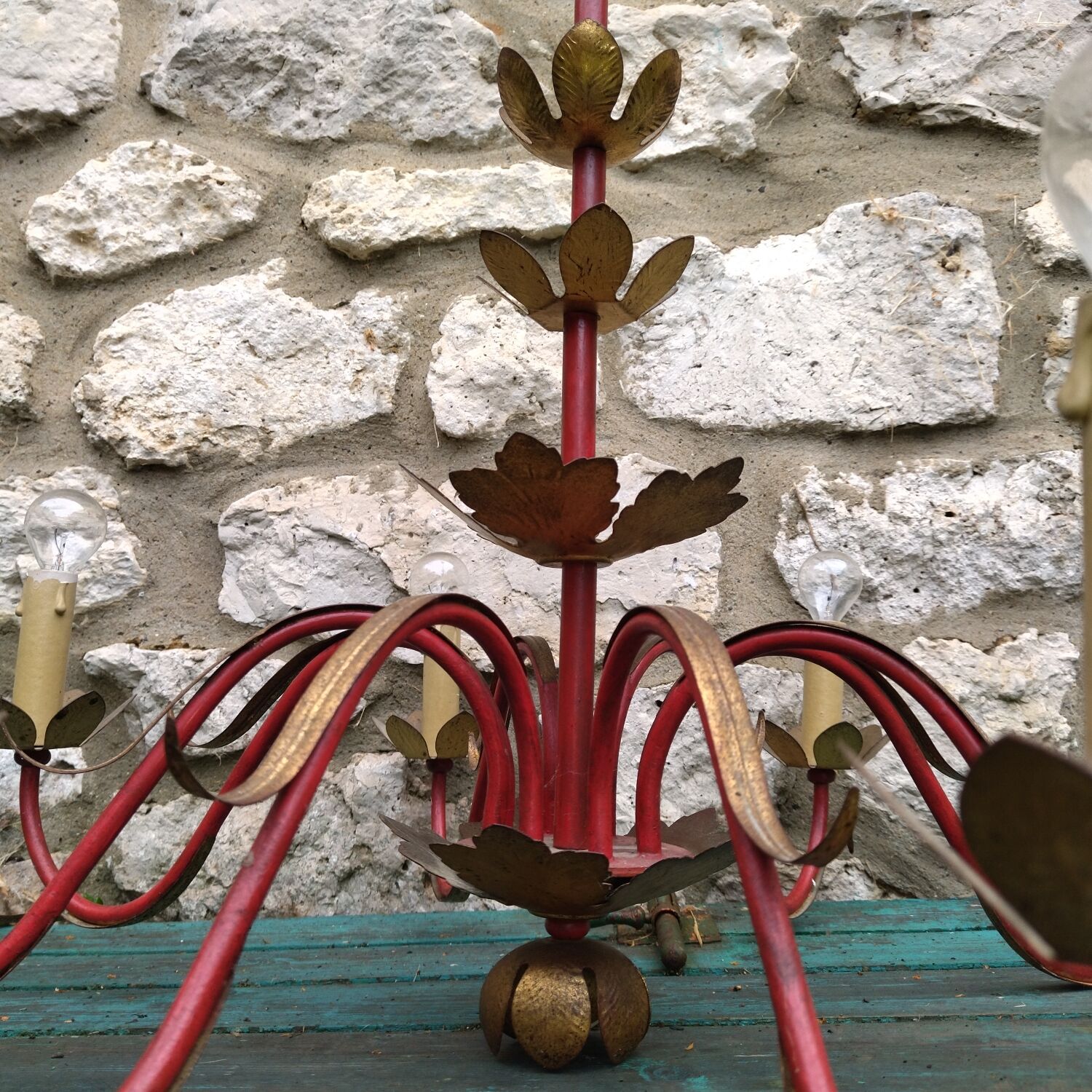 Chandelier gilded sheet metal masca Italy 60s Hollywood regency