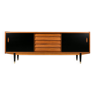 Buffet en teck de Nils Jonsson pour P.S. Heggen, moderne scandinave, années 1960