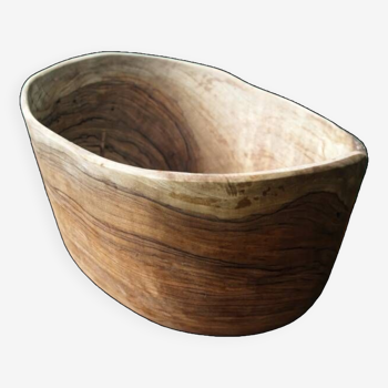 Free-form salad bowl in olive wood
