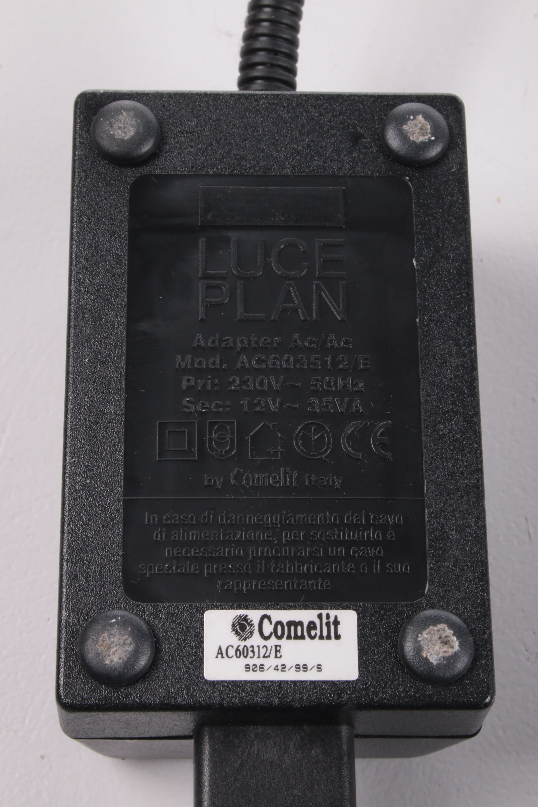 Desk table lamp Model Berenice made by Luce Plan.