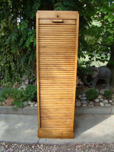Old curtain binder
