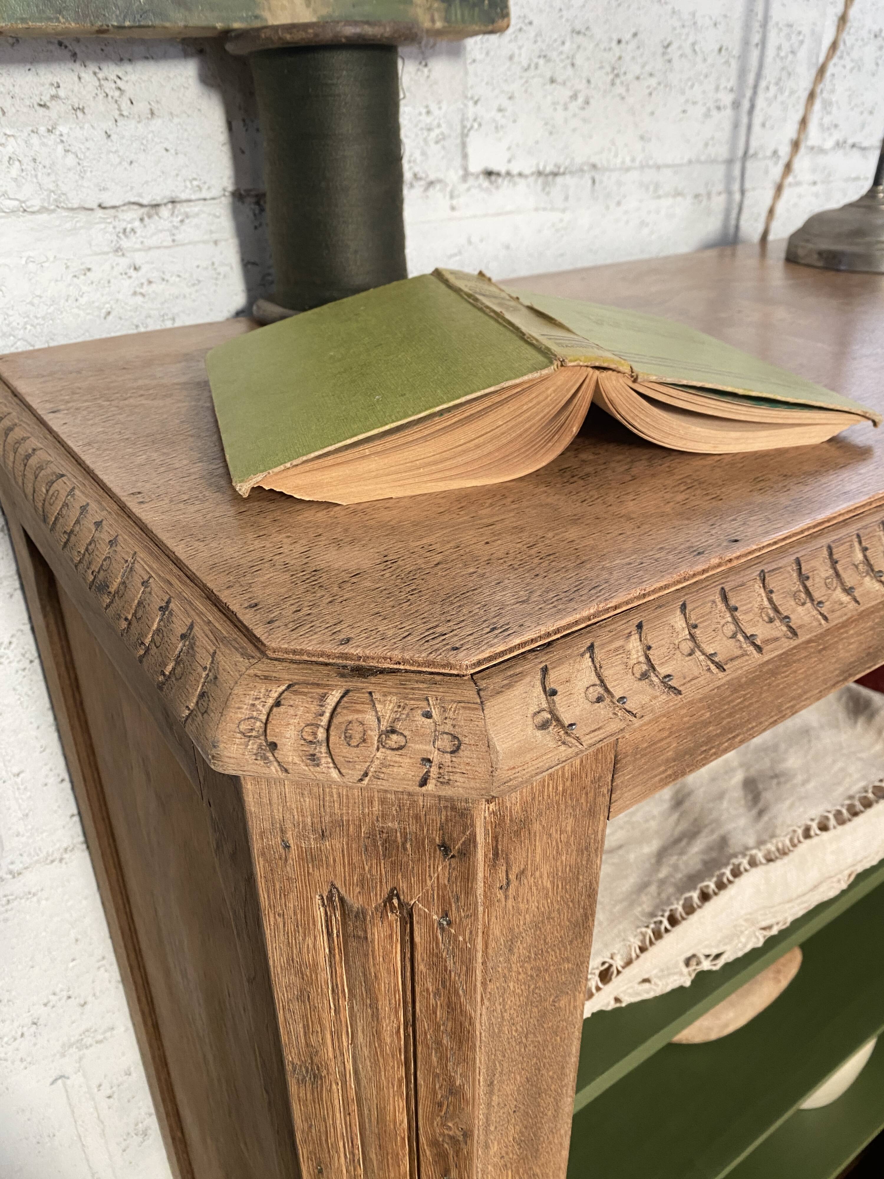 Confiturier / small sideboard