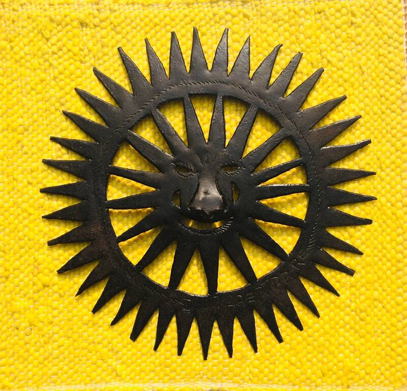 Decor: "sun" (haitian craftsmanship) new!