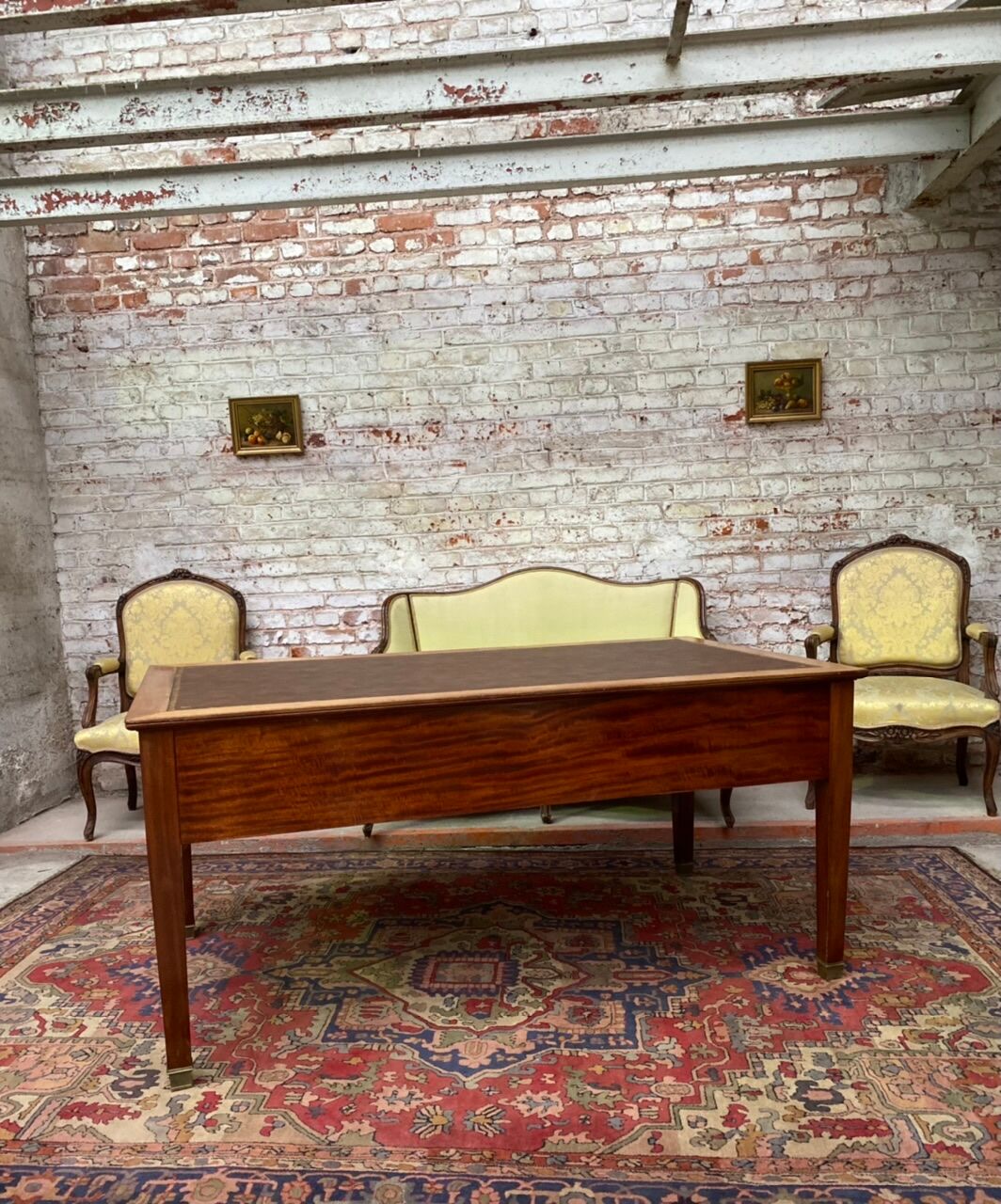 Minister's office in mahogany style directory nineteenth century