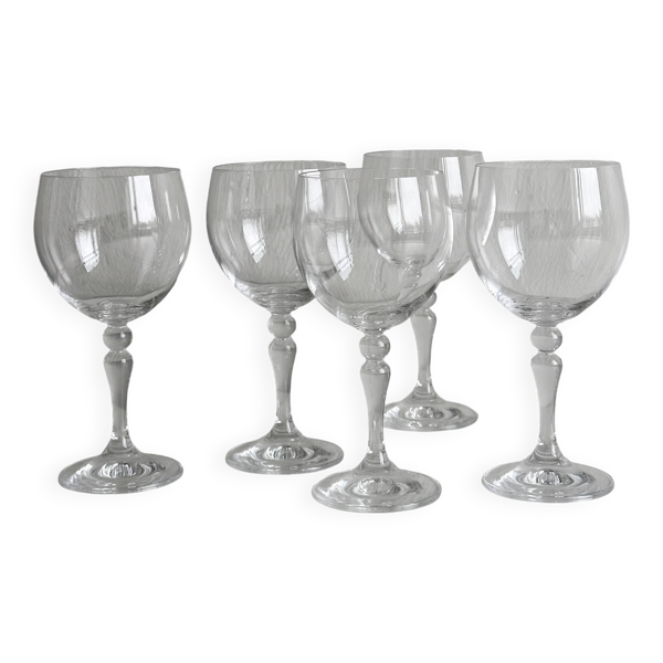 5 grands verres à vin en cristal transparent