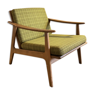 Scandinavian armchair 50